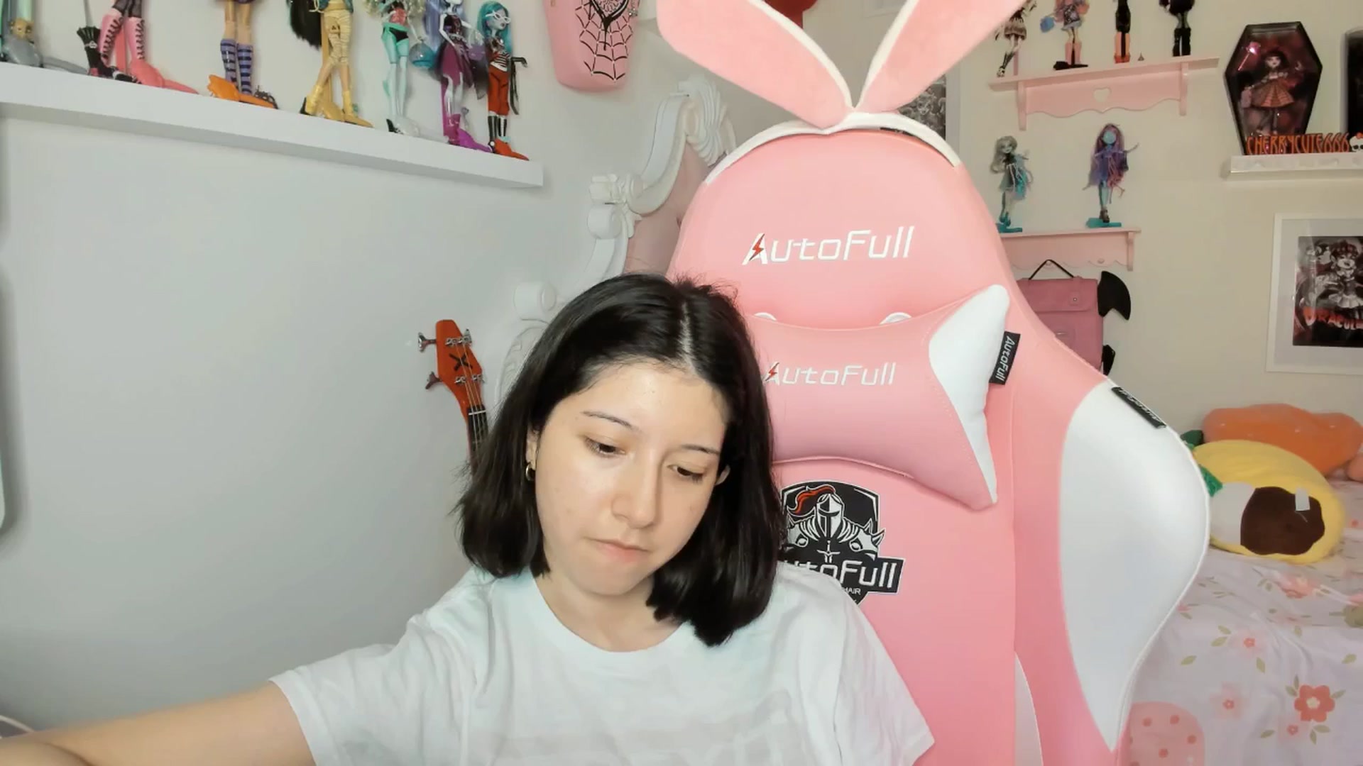 Gallery image thumbnail from Cherrycute666's myfreecams stream on, 02/28/2026, 08:37 image 9 of 20