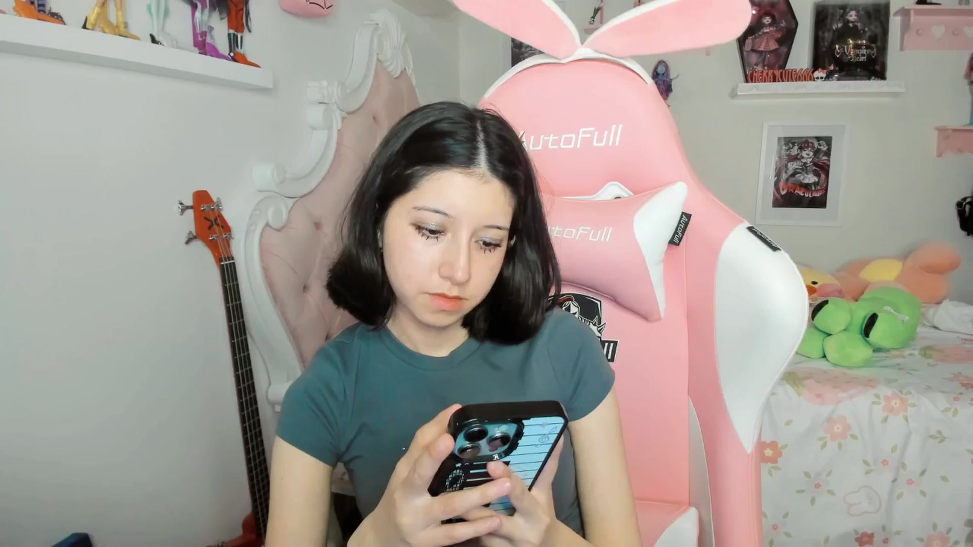 Gallery image thumbnail from Cherrycute666's myfreecams stream on, 03/01/2026, 03:21 image 9 of 20
