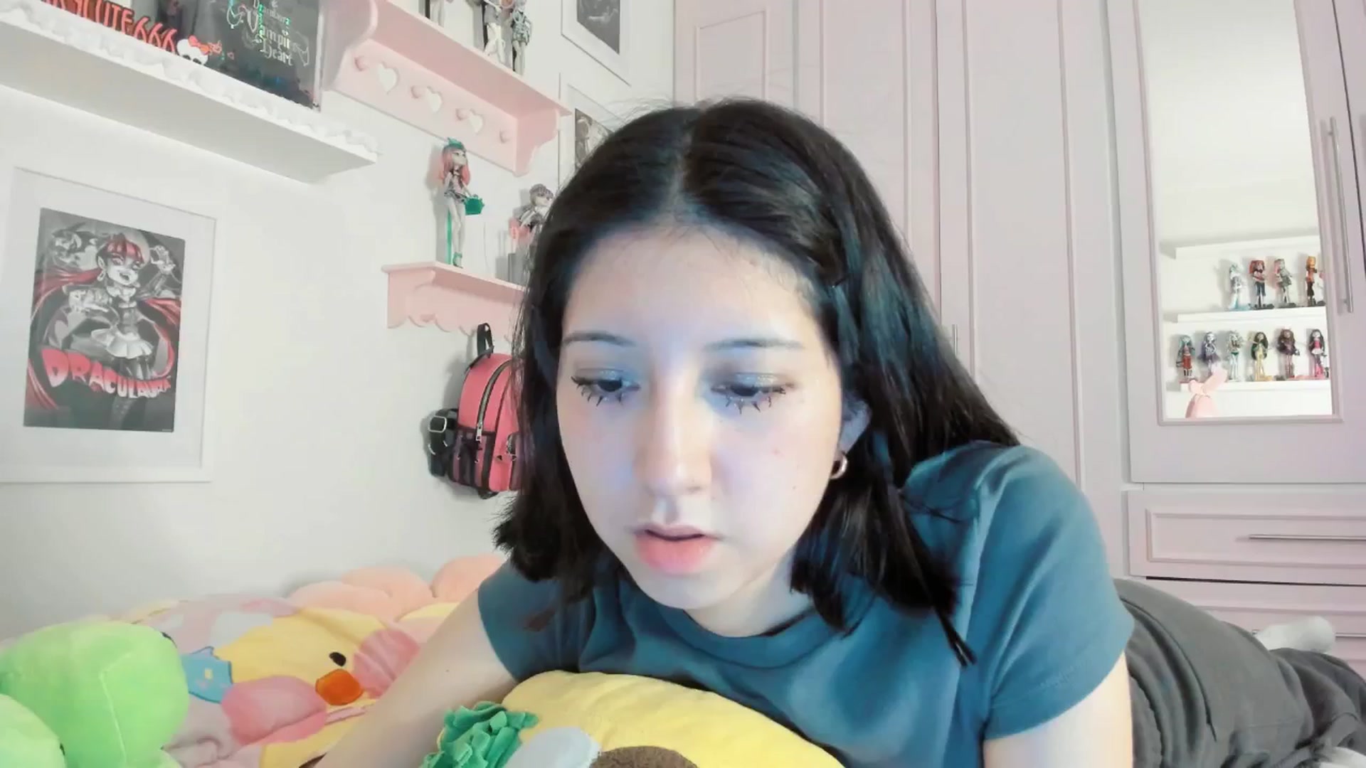 Gallery image thumbnail from Cherrycute666's myfreecams stream on, 03/01/2026, 05:36 image 16 of 20