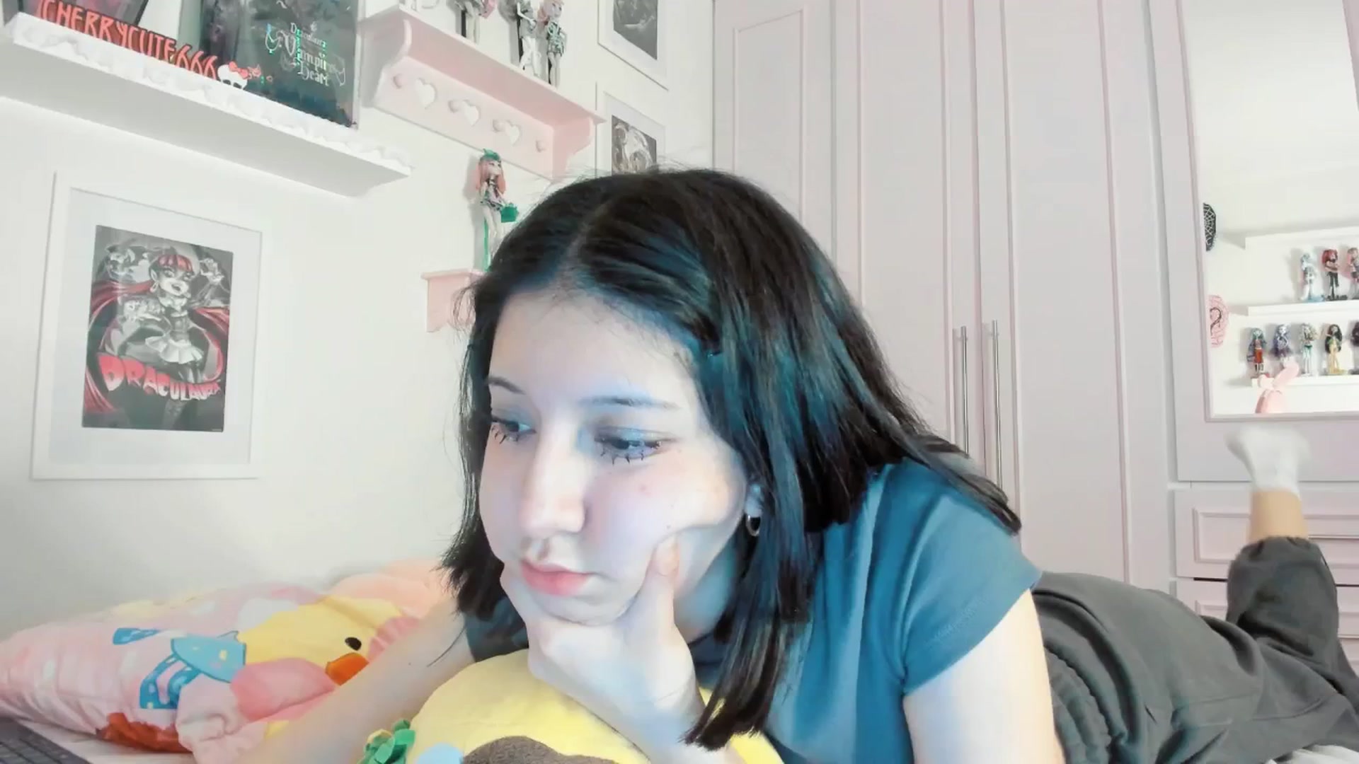Gallery image thumbnail from Cherrycute666's myfreecams stream on, 03/01/2026, 05:36 image 19 of 20