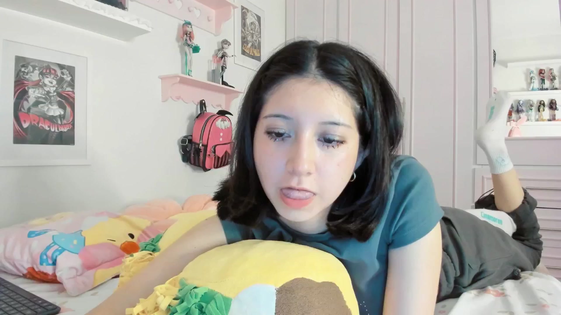 Gallery image thumbnail from Cherrycute666's myfreecams stream on, 03/01/2026, 06:08 image 13 of 20