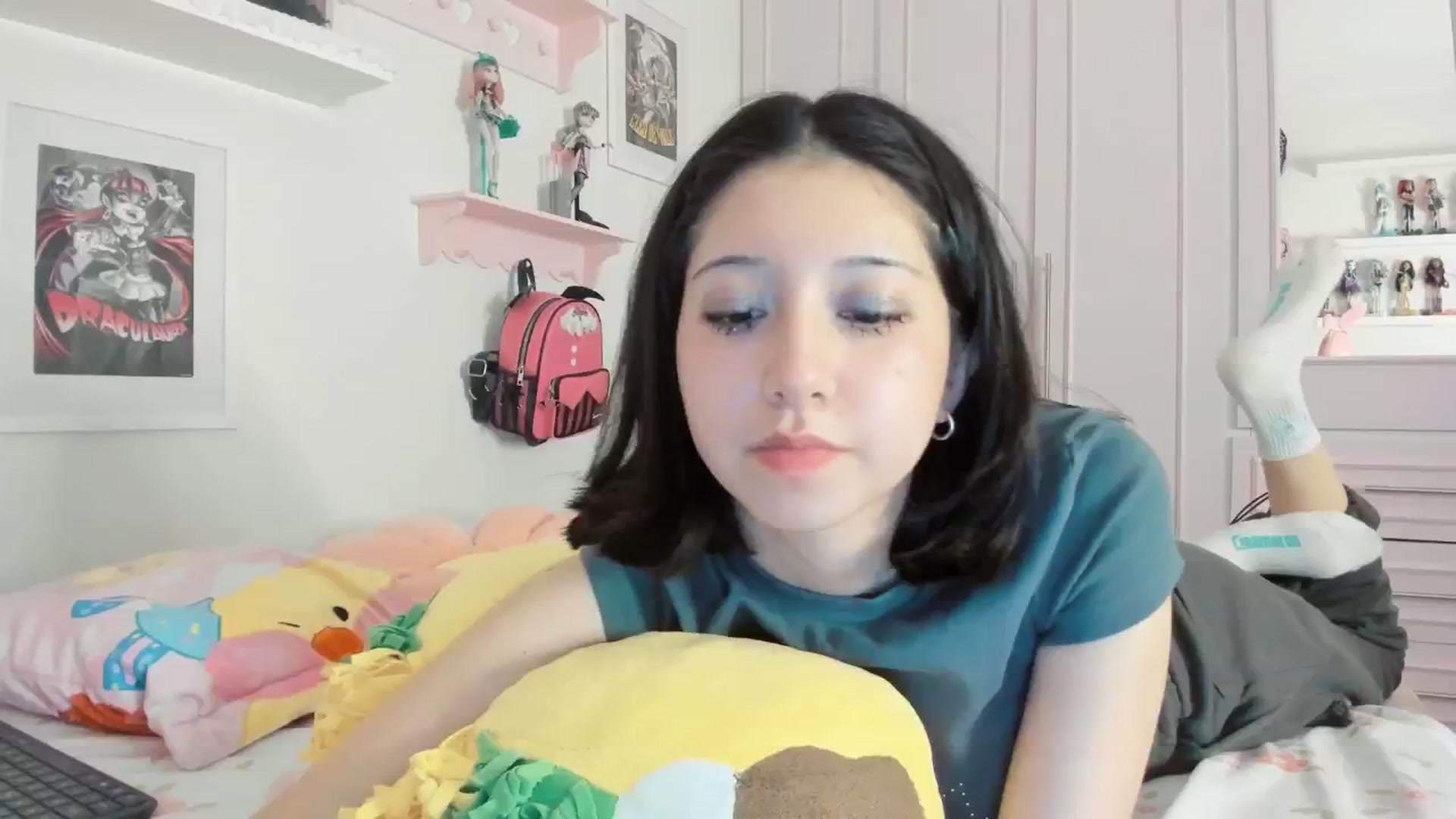 Gallery image thumbnail from Cherrycute666's myfreecams stream on, 03/01/2026, 06:08 image 12 of 20