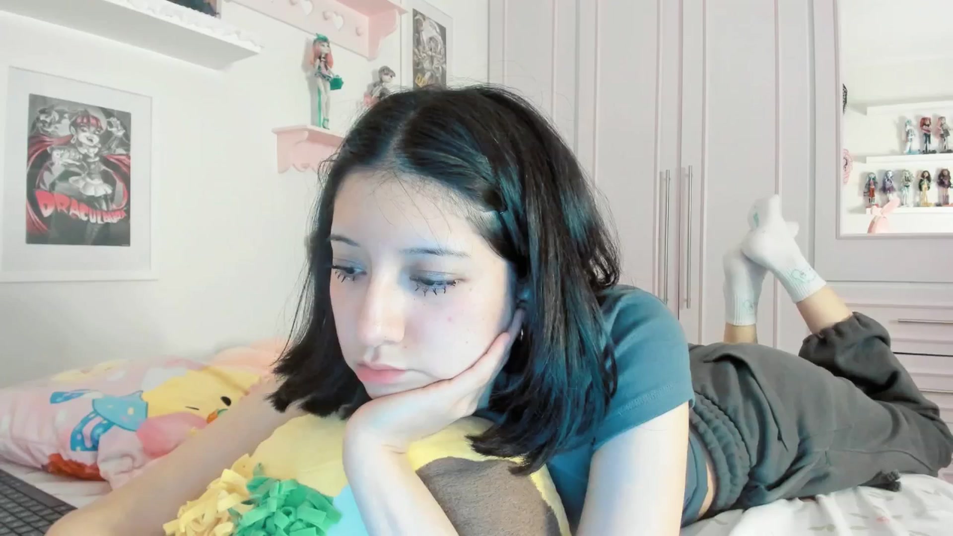 Gallery image thumbnail from Cherrycute666's myfreecams stream on, 03/01/2026, 06:08 image 9 of 20