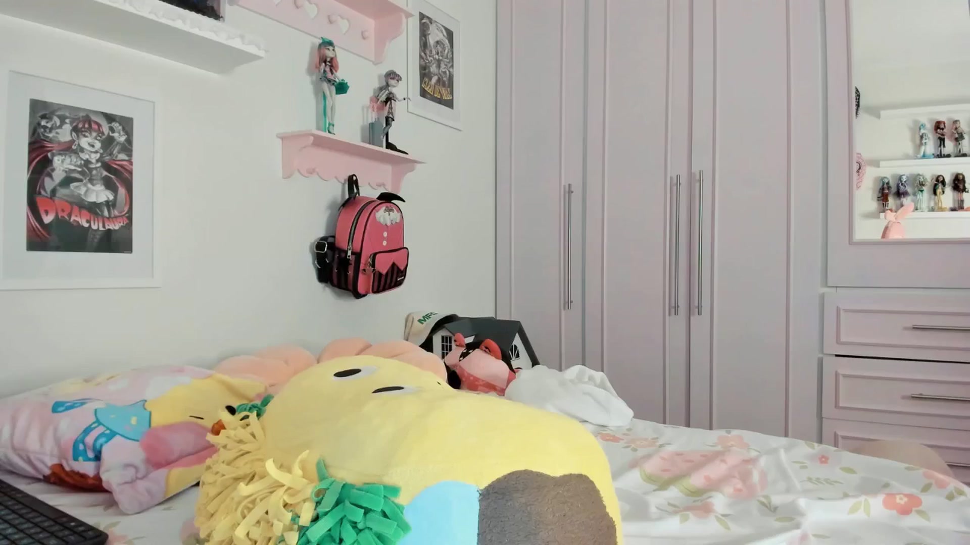 Gallery image thumbnail from Cherrycute666's myfreecams stream on, 03/01/2026, 06:08 image 1 of 20