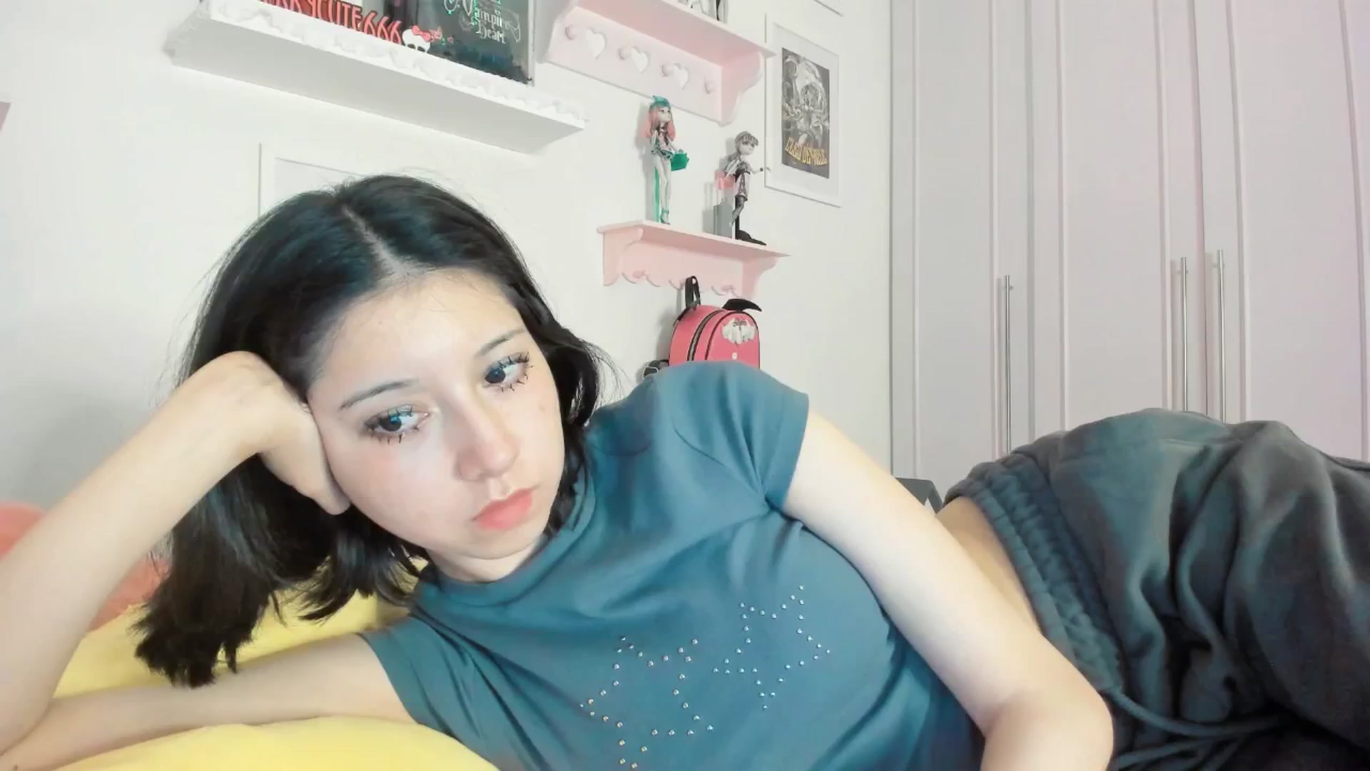 Gallery image thumbnail from Cherrycute666's myfreecams stream on, 03/01/2026, 08:39 image 8 of 20