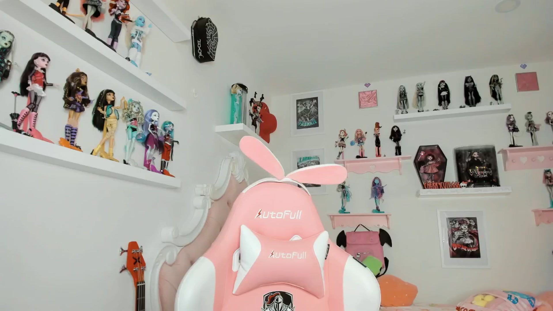 Gallery image thumbnail from Cherrycute666's myfreecams stream on, 03/02/2026, 03:13 image 17 of 20