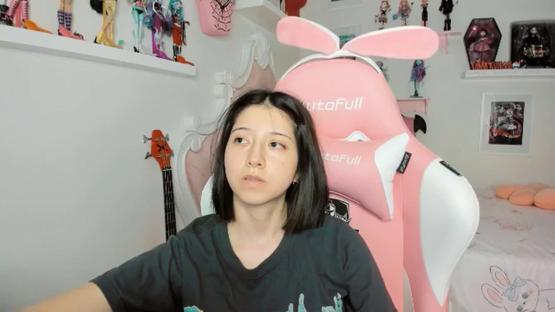 Gallery image thumbnail from Cherrycute666's myfreecams stream on, 03/03/2026, 05:27 image 13 of 20