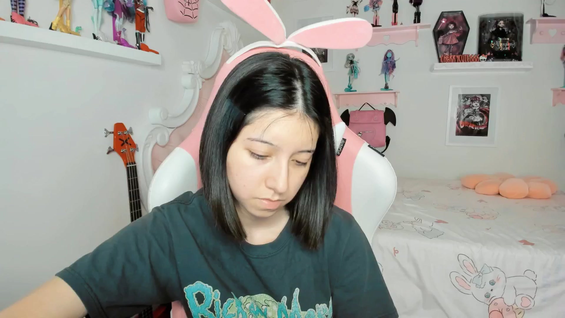 Gallery image thumbnail from Cherrycute666's myfreecams stream on, 03/03/2026, 05:27 image 6 of 20