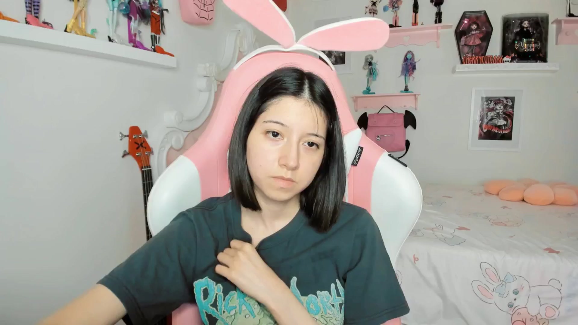 Gallery image thumbnail from Cherrycute666's myfreecams stream on, 03/03/2026, 05:27 image 4 of 20
