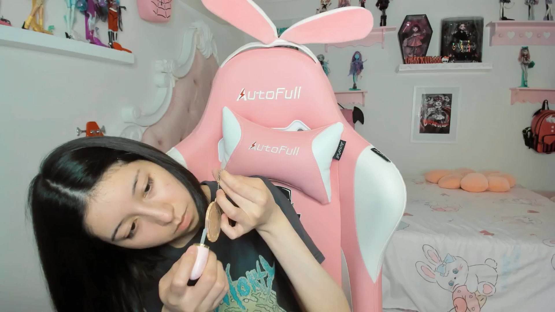 Gallery image thumbnail from Cherrycute666's myfreecams stream on, 03/03/2026, 05:27 image 1 of 20