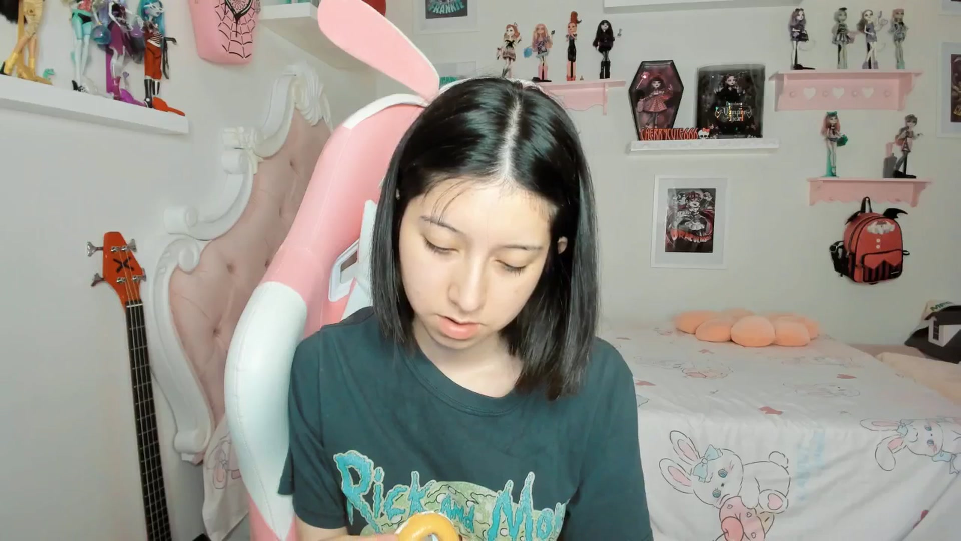 Gallery image thumbnail from Cherrycute666's myfreecams stream on, 03/03/2026, 07:30 image 2 of 20