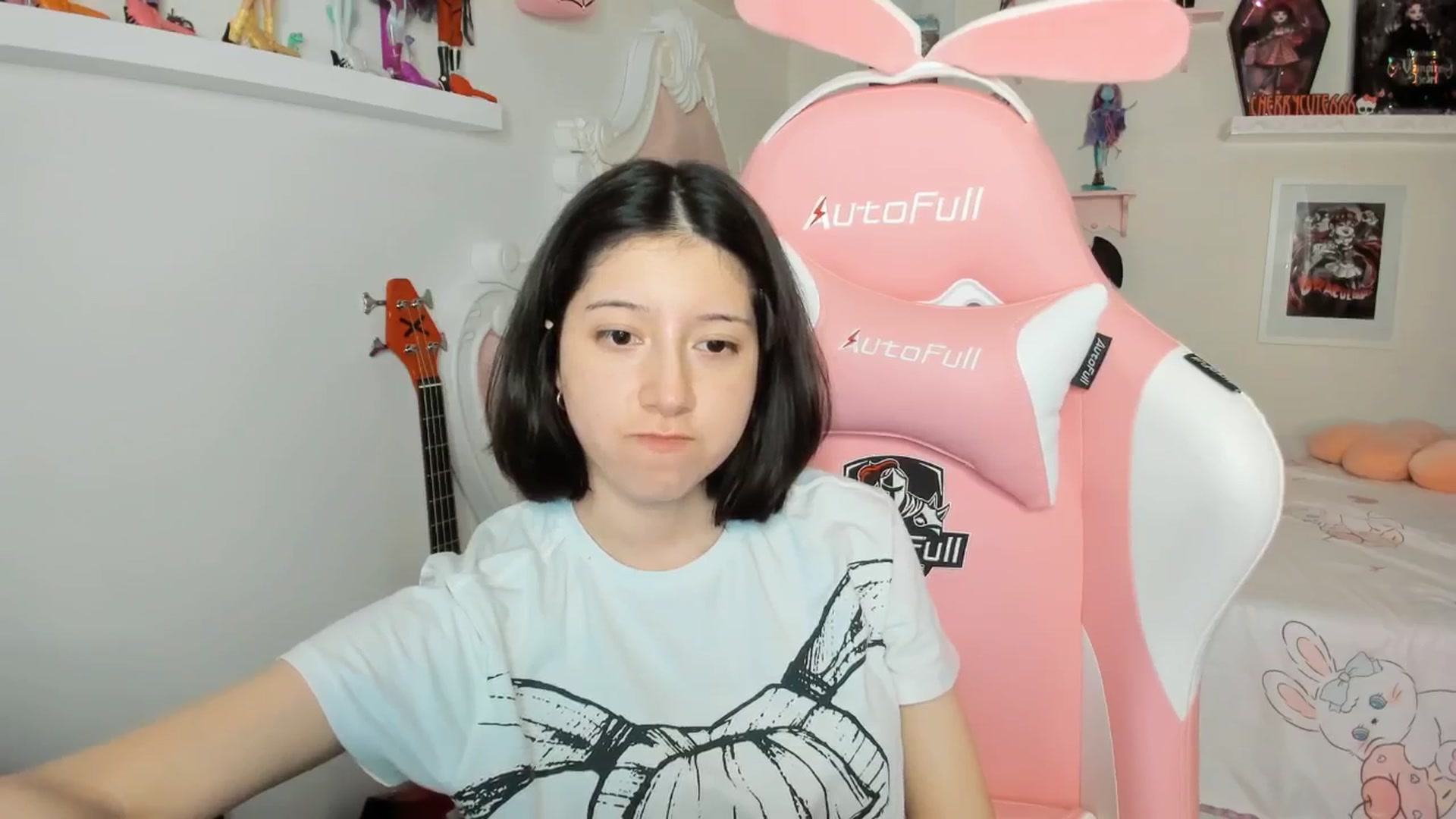 Gallery image thumbnail from Cherrycute666's myfreecams stream on, 03/04/2026, 04:08 image 10 of 20