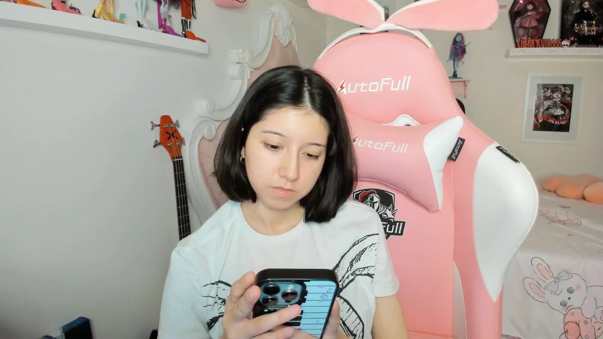 Gallery image thumbnail from Cherrycute666's myfreecams stream on, 03/04/2026, 04:08 image 11 of 20
