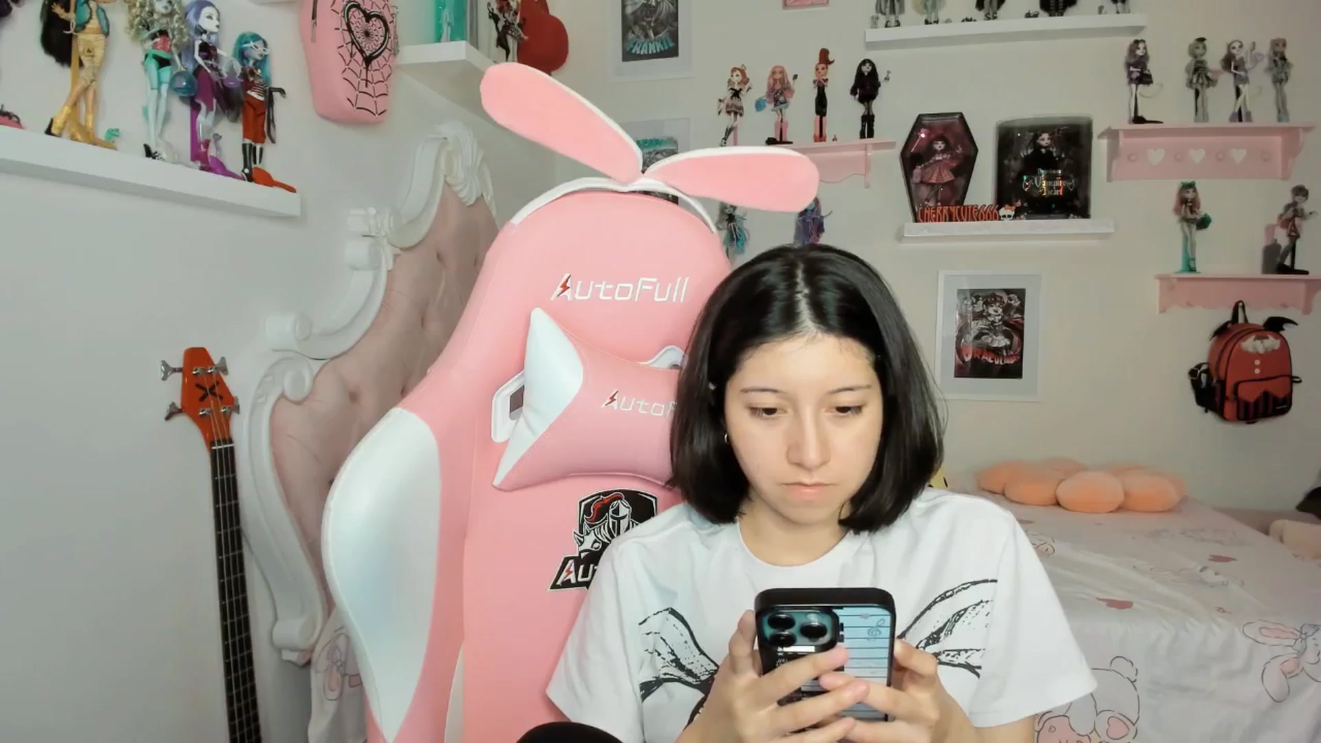 Gallery image thumbnail from Cherrycute666's myfreecams stream on, 03/04/2026, 04:08 image 3 of 20