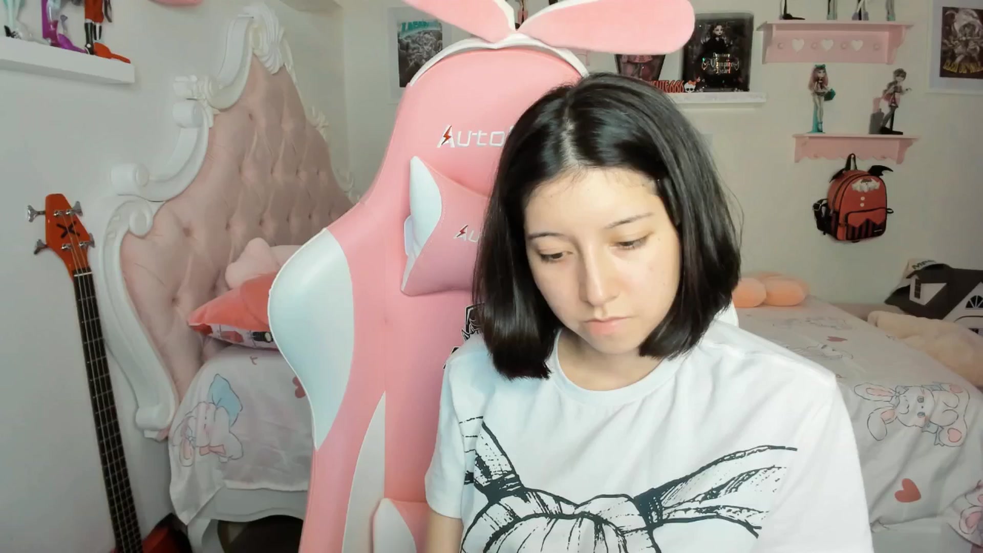 Gallery image thumbnail from Cherrycute666's myfreecams stream on, 03/04/2026, 04:36 image 1 of 20