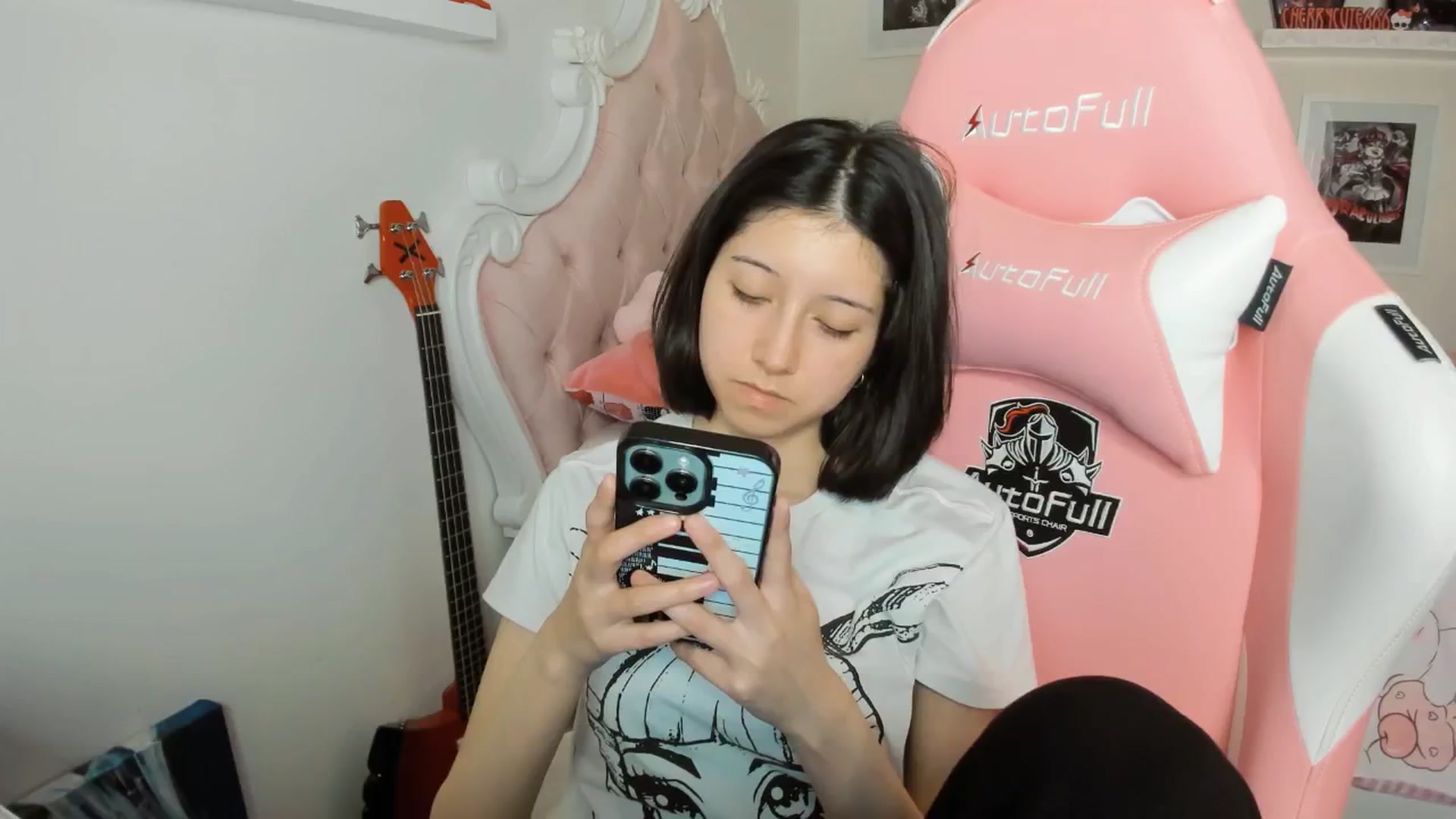 Gallery image thumbnail from Cherrycute666's myfreecams stream on, 03/04/2026, 04:36 image 10 of 20