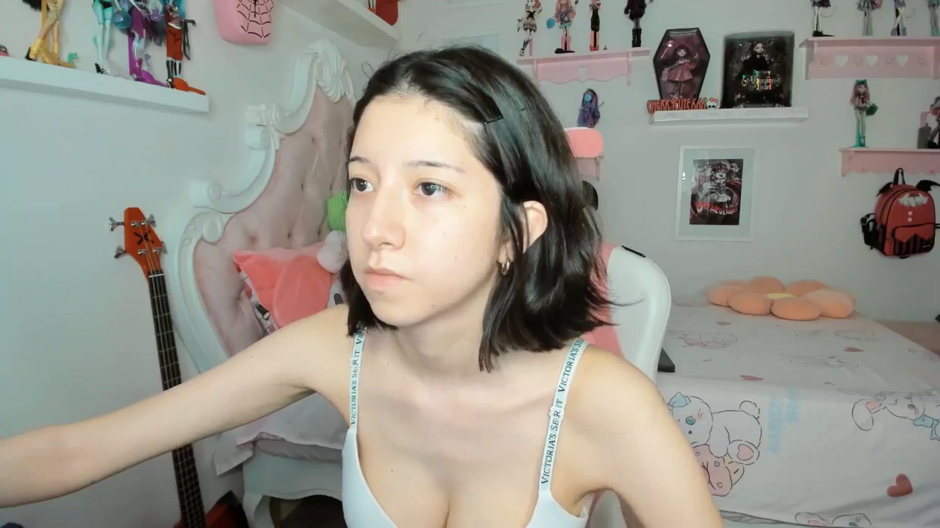 Gallery image thumbnail from Cherrycute666's myfreecams stream on, 03/05/2026, 01:21 image 12 of 20