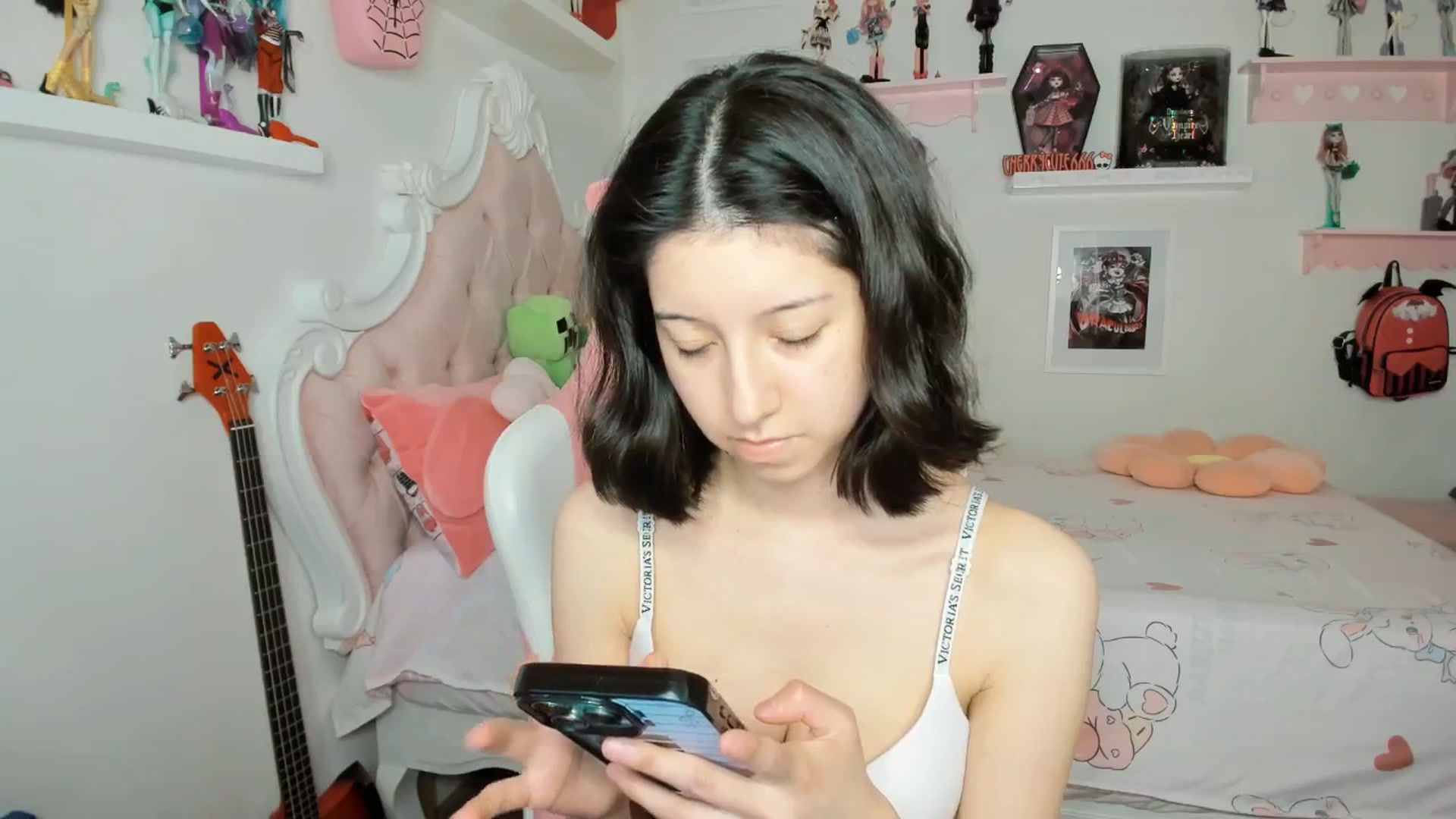 Gallery image thumbnail from Cherrycute666's myfreecams stream on, 03/05/2026, 01:21 image 11 of 20