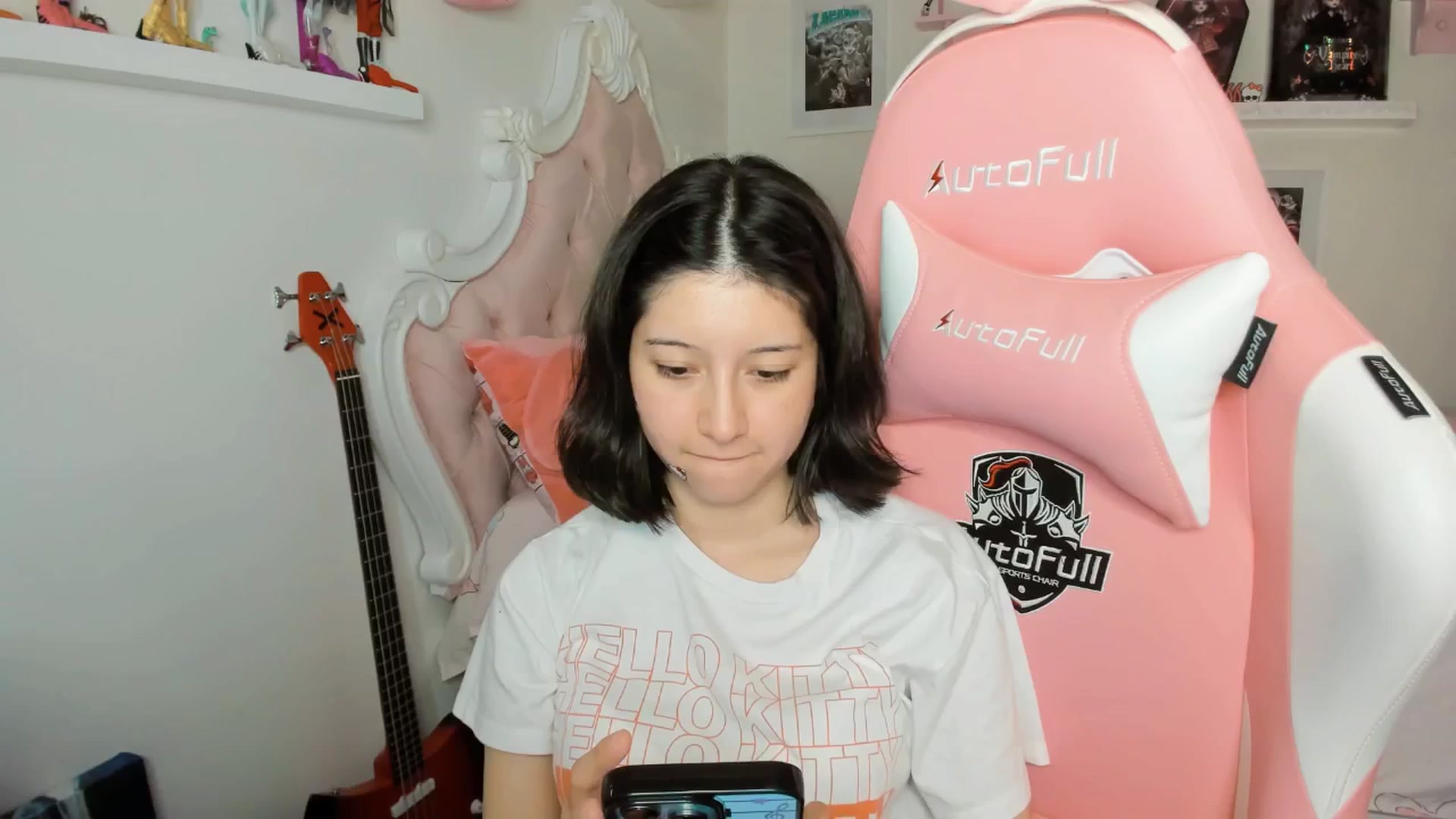 Gallery image thumbnail from Cherrycute666's myfreecams stream on, 03/05/2026, 02:10 image 12 of 20