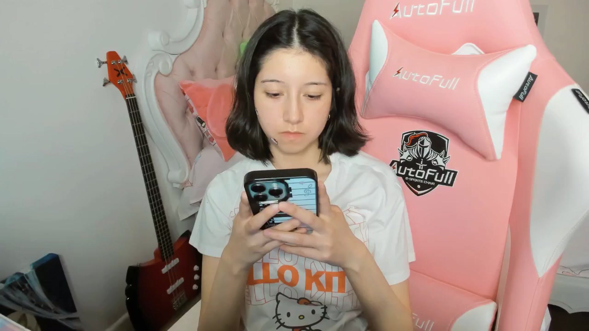 Gallery image thumbnail from Cherrycute666's myfreecams stream on, 03/05/2026, 02:10 image 15 of 20