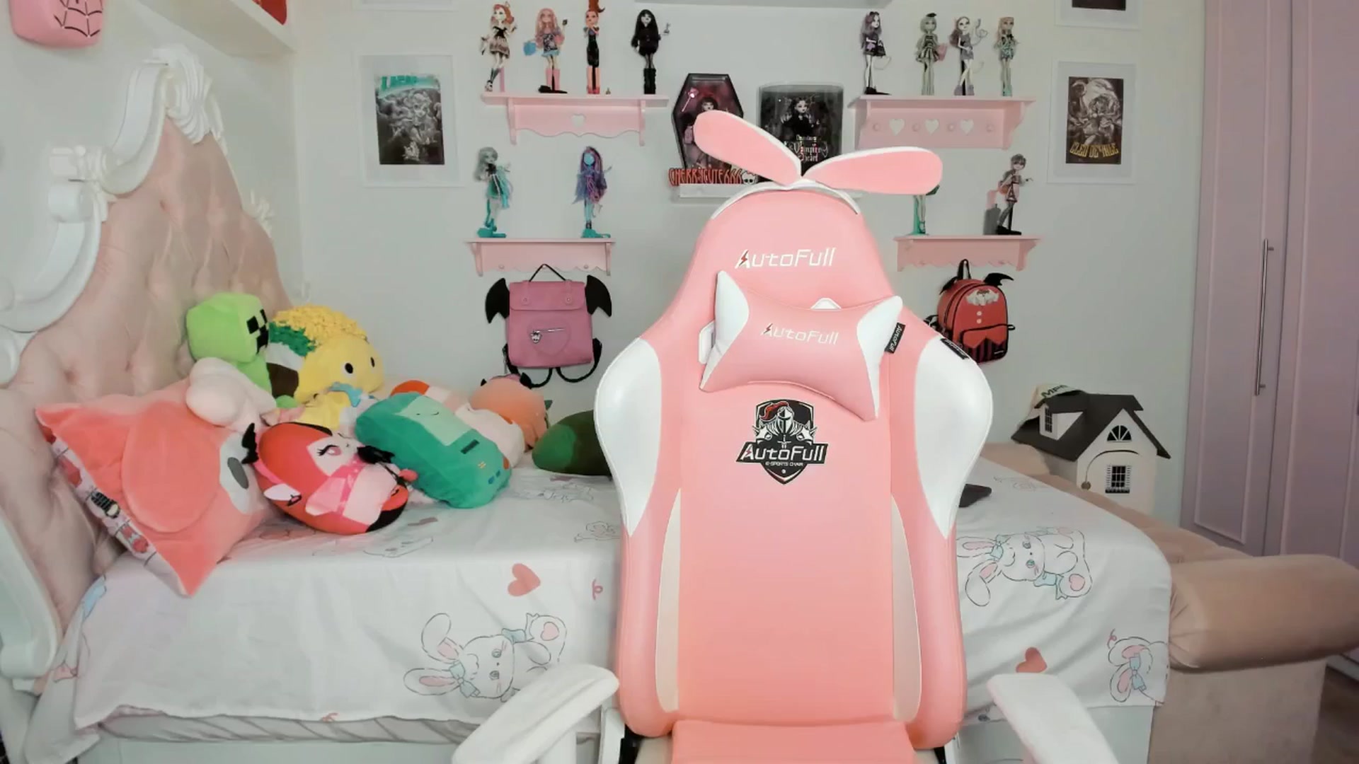Gallery image thumbnail from Cherrycute666's myfreecams stream on, 03/05/2026, 06:56 image 3 of 20