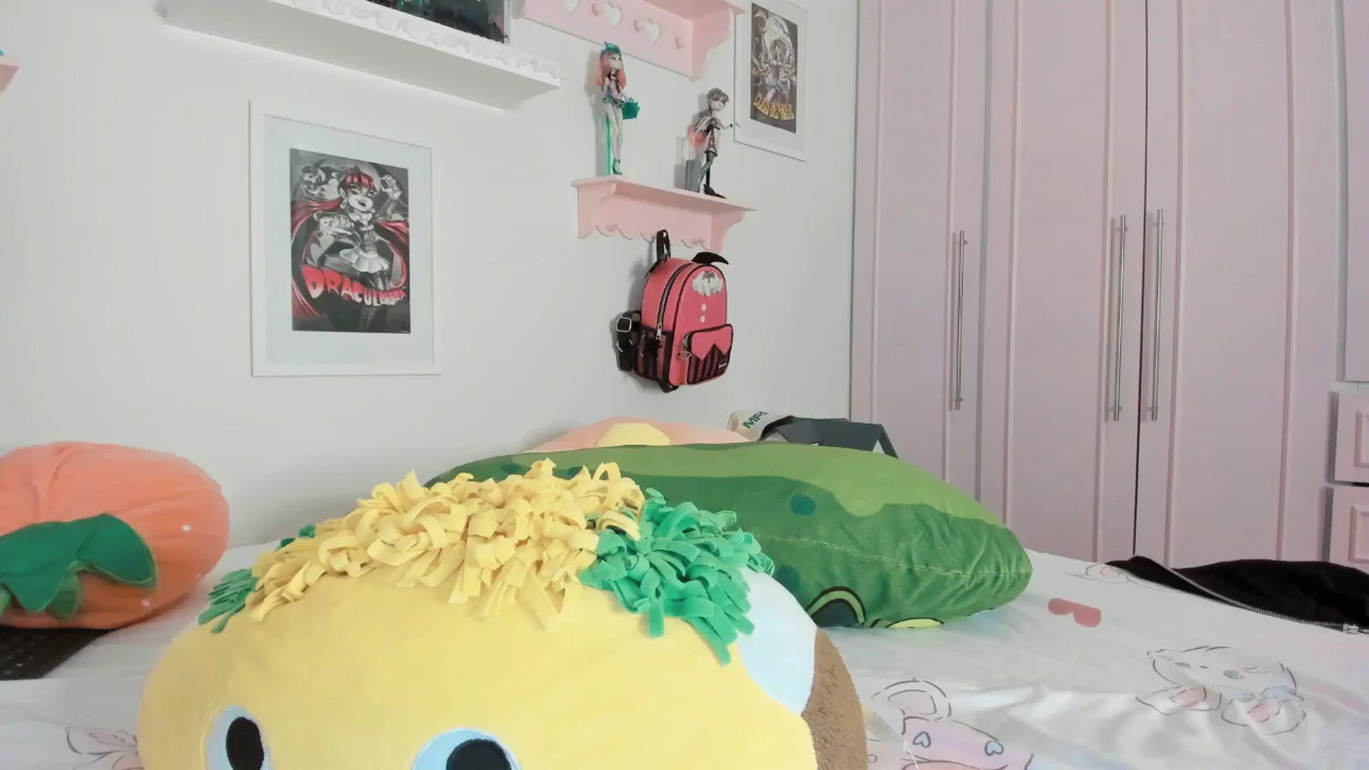 Gallery image thumbnail from Cherrycute666's myfreecams stream on, 03/06/2026, 08:08 image 16 of 20