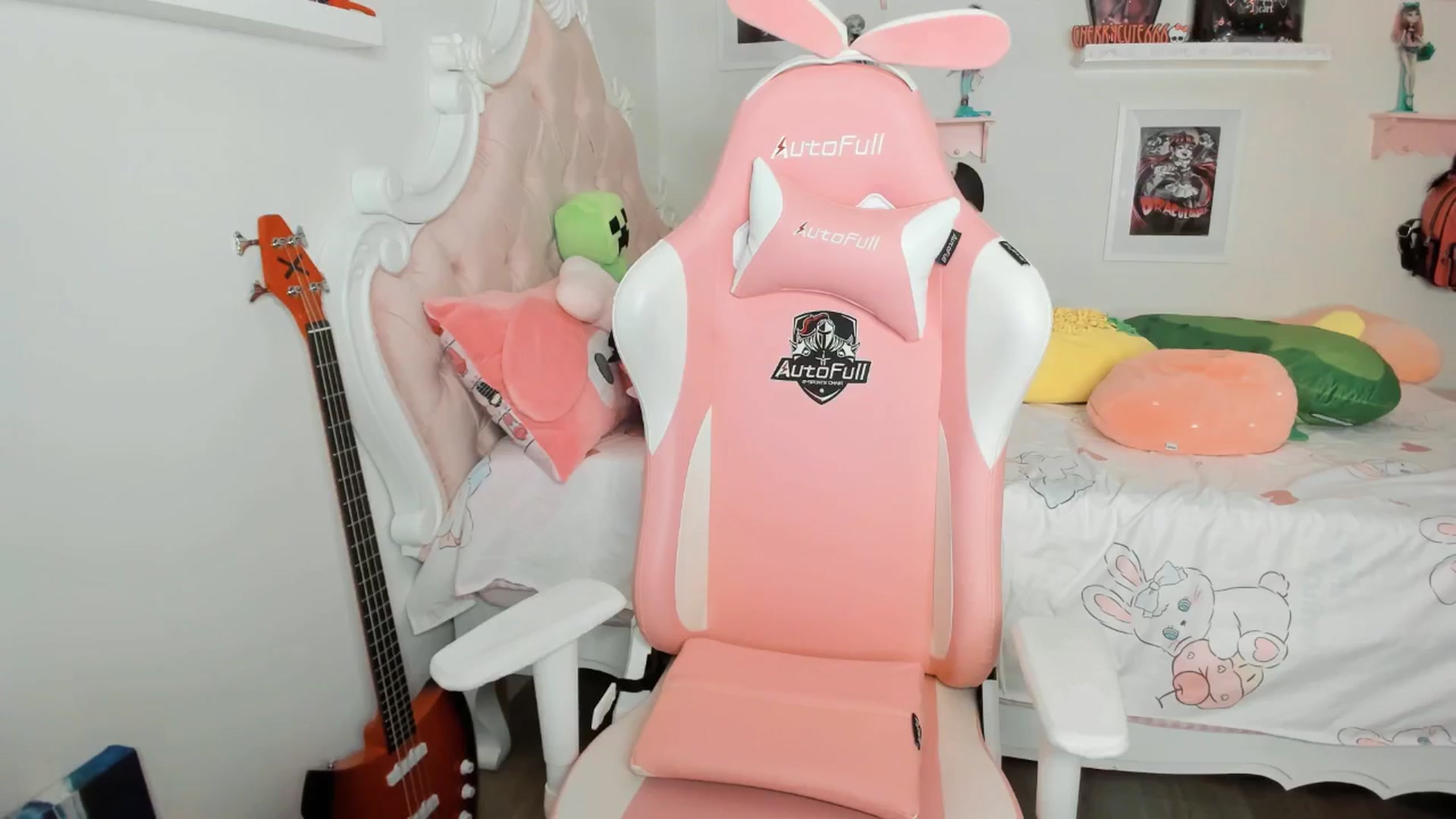 Gallery image thumbnail from Cherrycute666's myfreecams stream on, 03/06/2026, 08:08 image 12 of 20