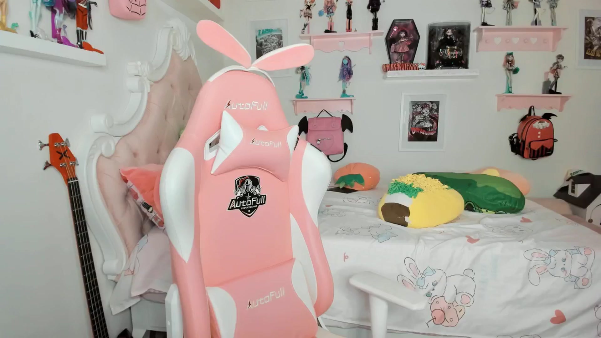 Gallery image thumbnail from Cherrycute666's myfreecams stream on, 03/07/2026, 03:44 image 19 of 20