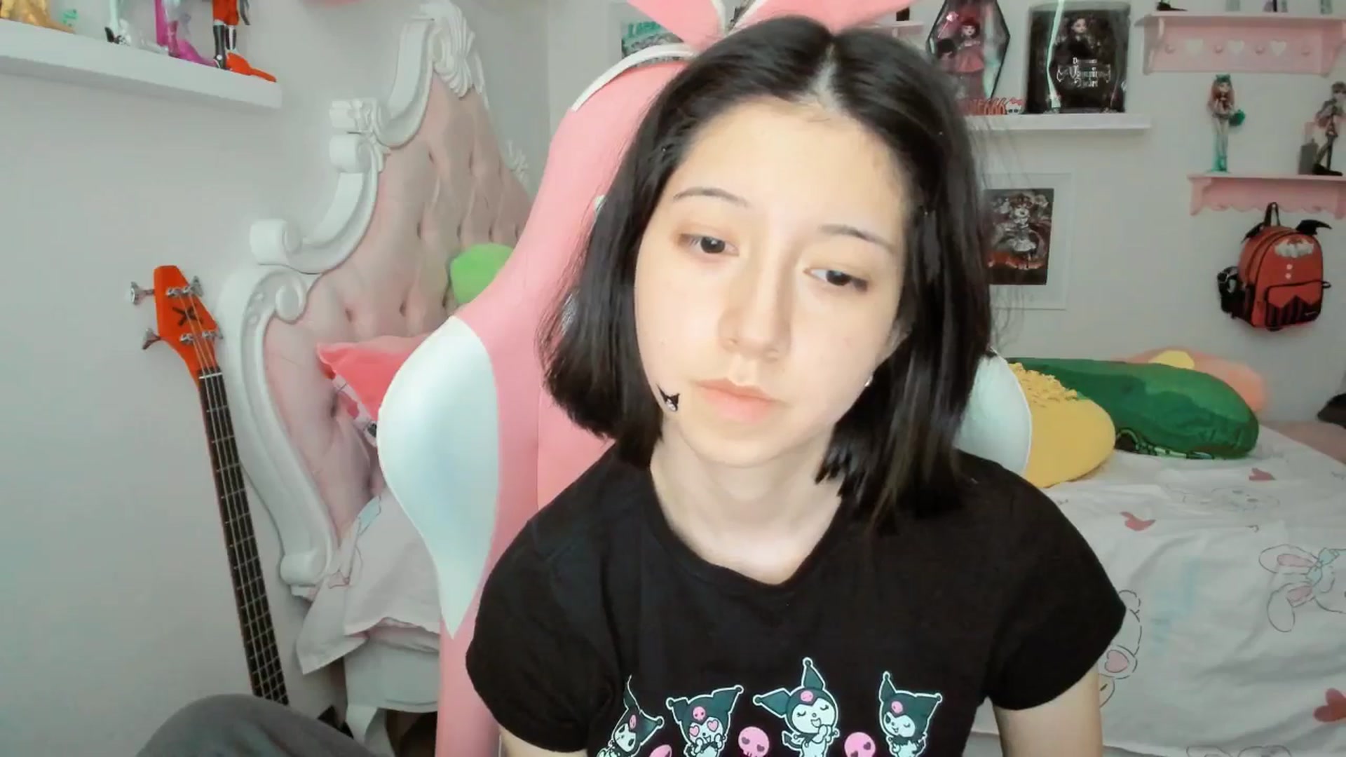 Gallery image thumbnail from Cherrycute666's myfreecams stream on, 03/07/2026, 03:44 image 4 of 20