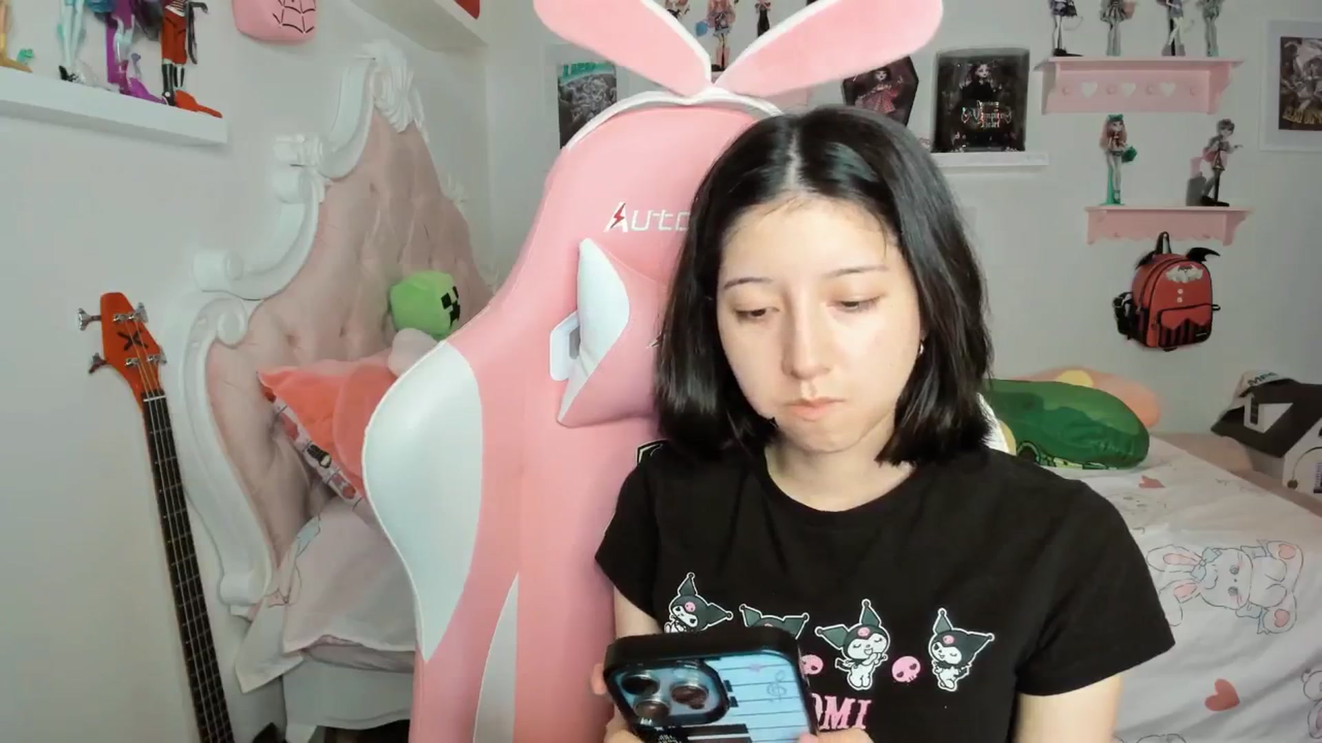 Gallery image thumbnail from Cherrycute666's myfreecams stream on, 03/07/2026, 03:44 image 18 of 20