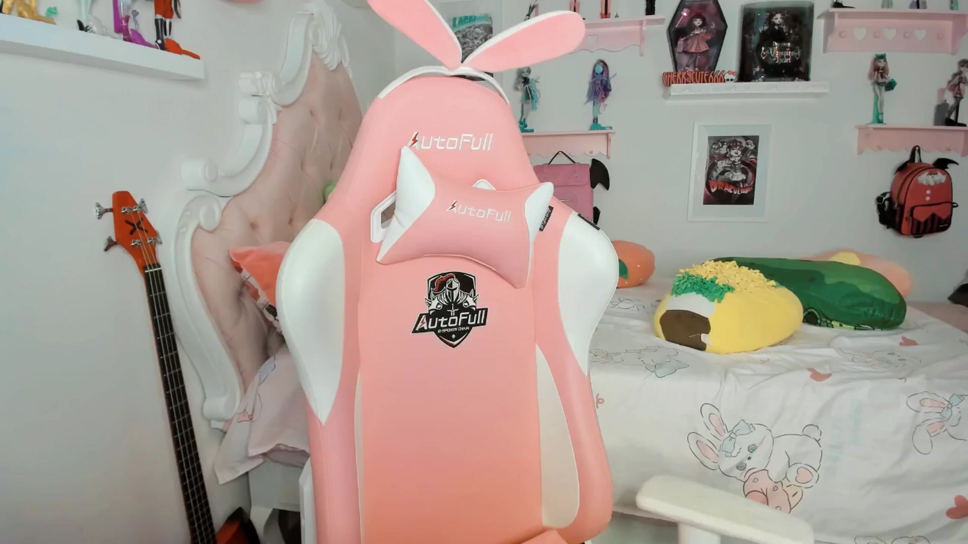 Gallery image thumbnail from Cherrycute666's myfreecams stream on, 03/07/2026, 04:37 image 1 of 20