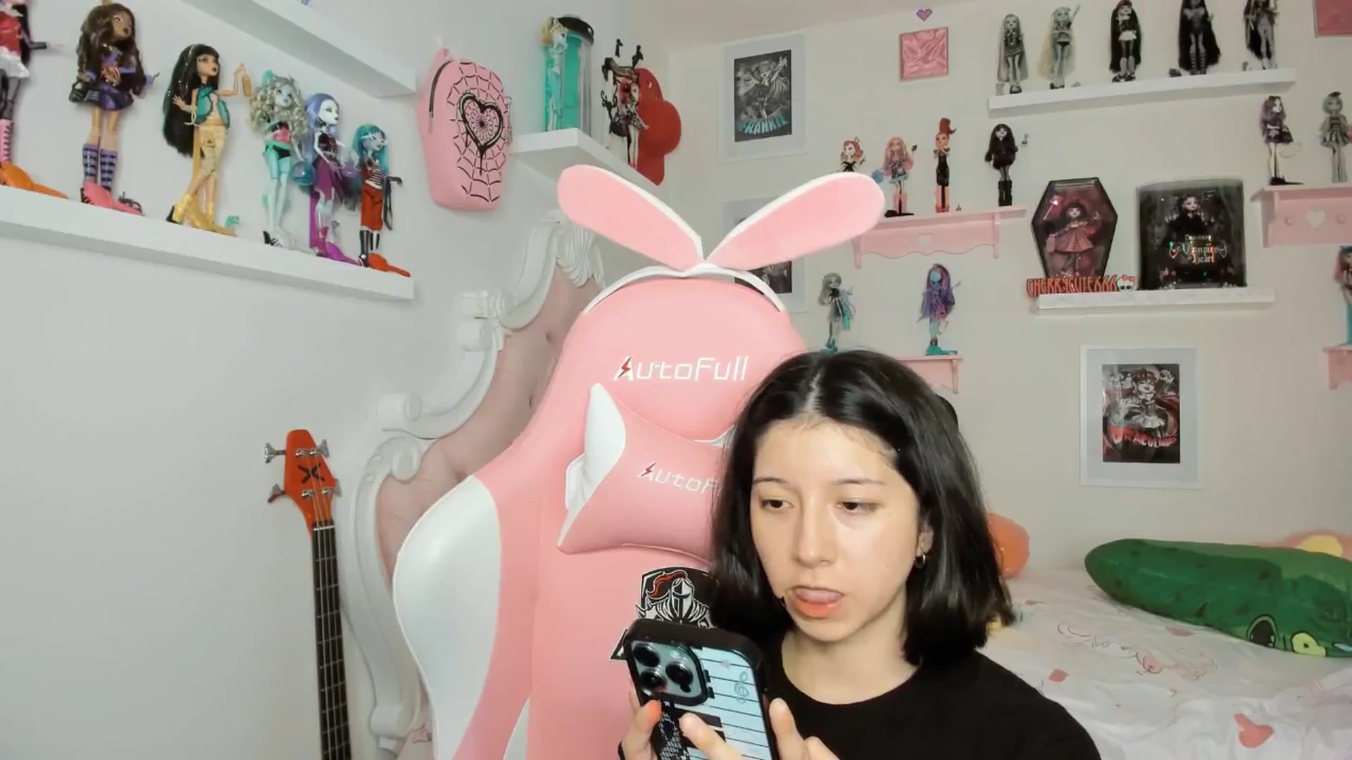 Gallery image thumbnail from Cherrycute666's myfreecams stream on, 03/07/2026, 06:42 image 19 of 20