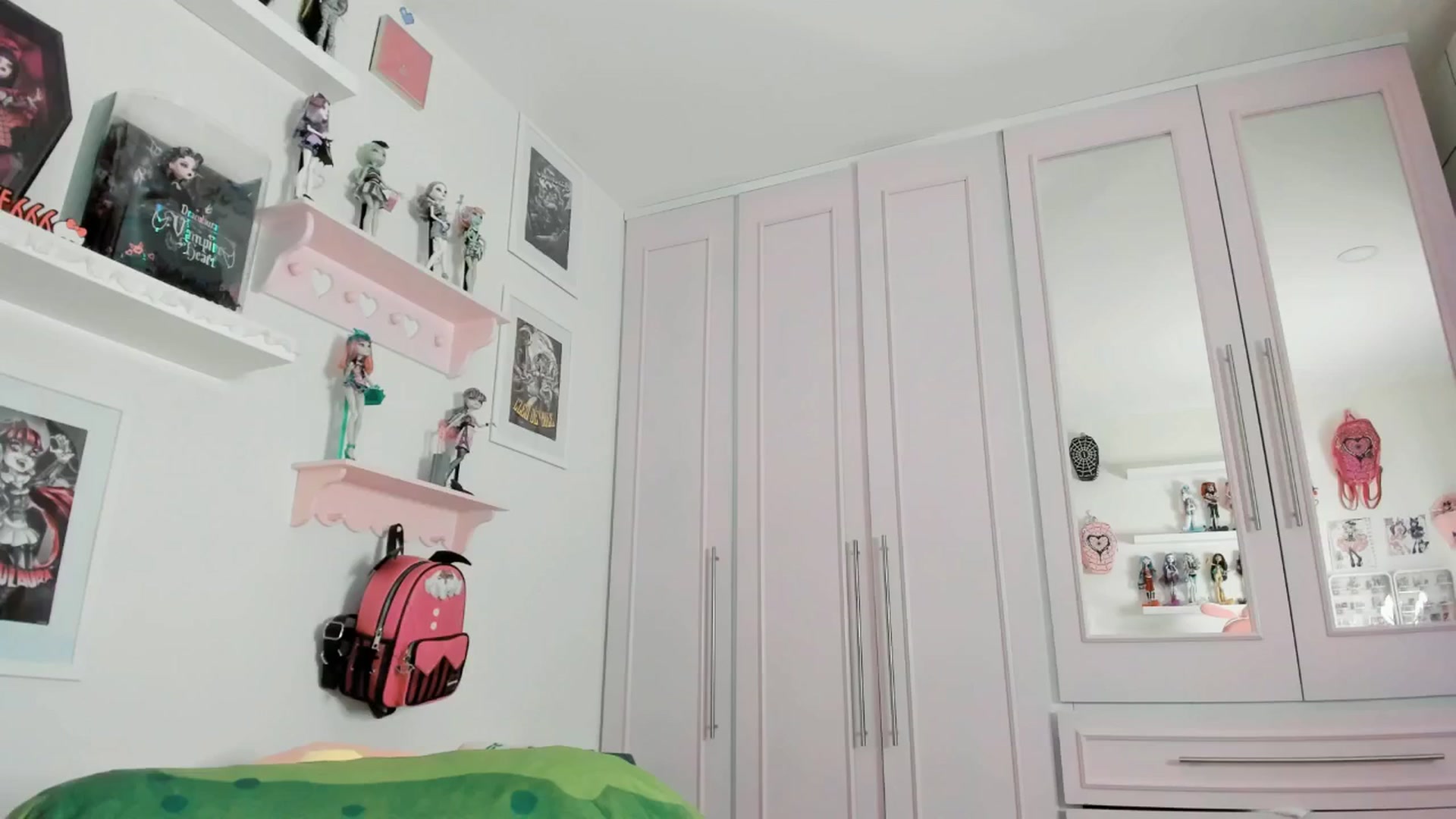 Gallery image thumbnail from Cherrycute666's myfreecams stream on, 03/07/2026, 06:42 image 1 of 20