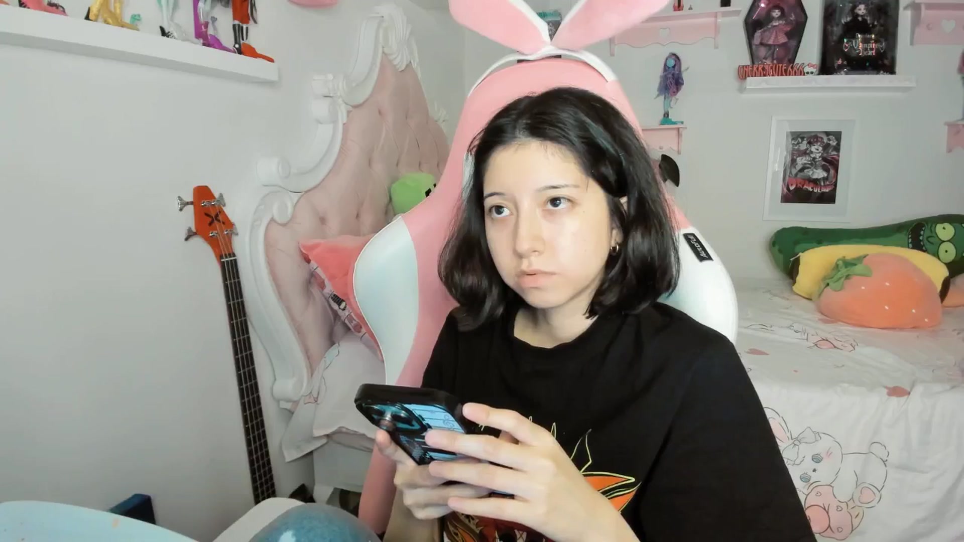Gallery image thumbnail from Cherrycute666's myfreecams stream on, 03/08/2026, 02:33 image 19 of 20