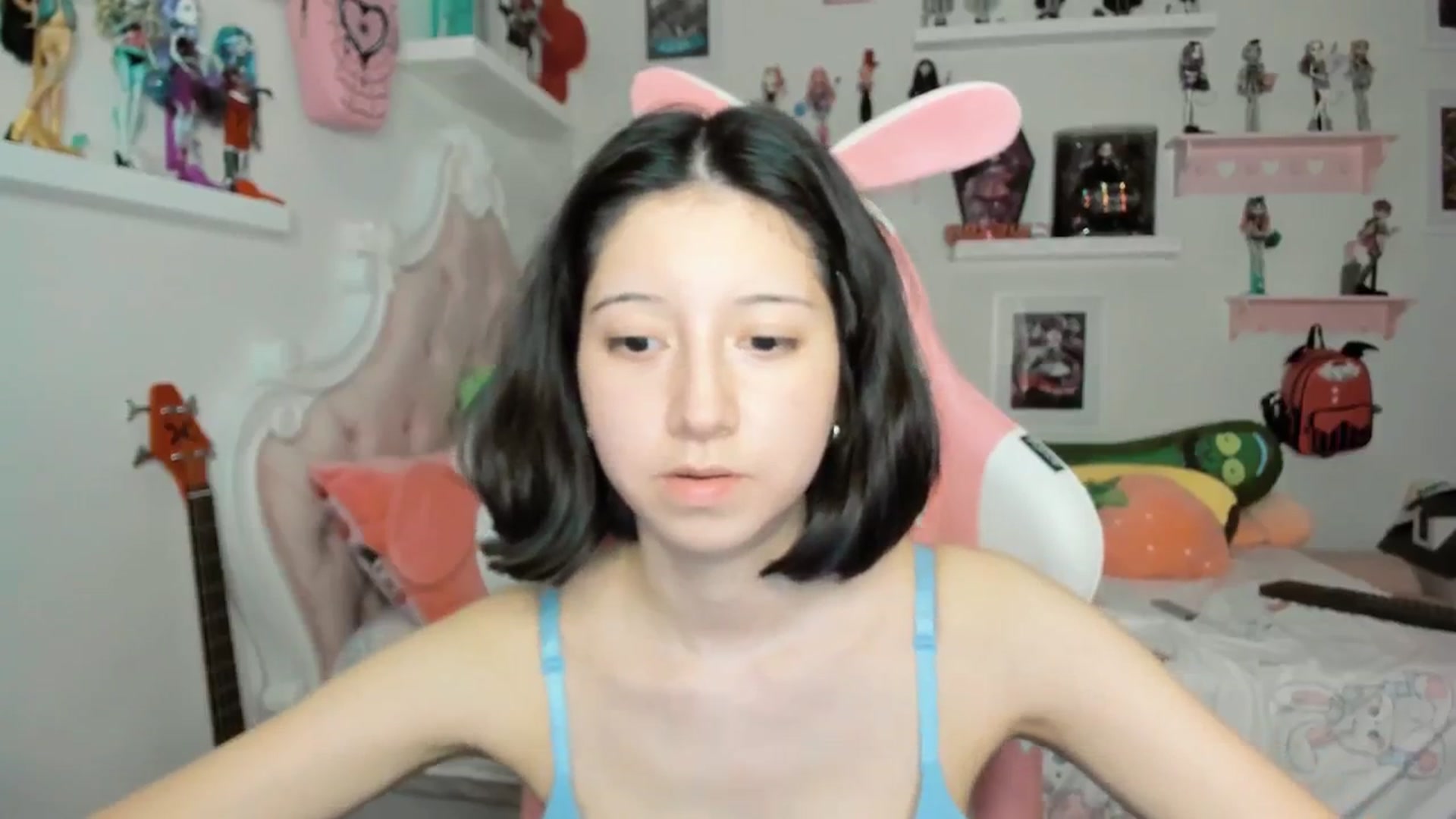 Gallery image thumbnail from Cherrycute666's myfreecams stream on, 03/08/2026, 07:13 image 10 of 20