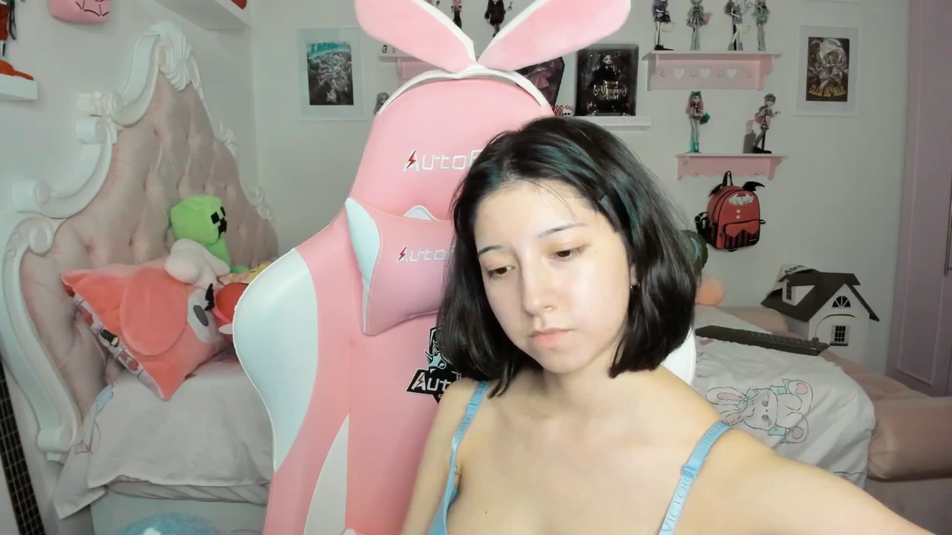 Gallery image thumbnail from Cherrycute666's myfreecams stream on, 03/08/2026, 07:13 image 4 of 20