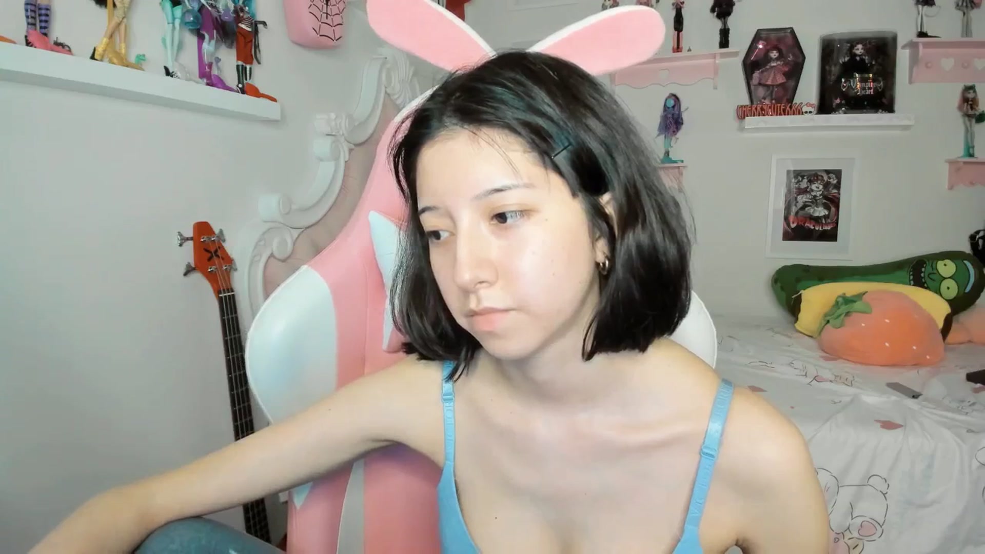 Gallery image thumbnail from Cherrycute666's myfreecams stream on, 03/08/2026, 07:13 image 3 of 20