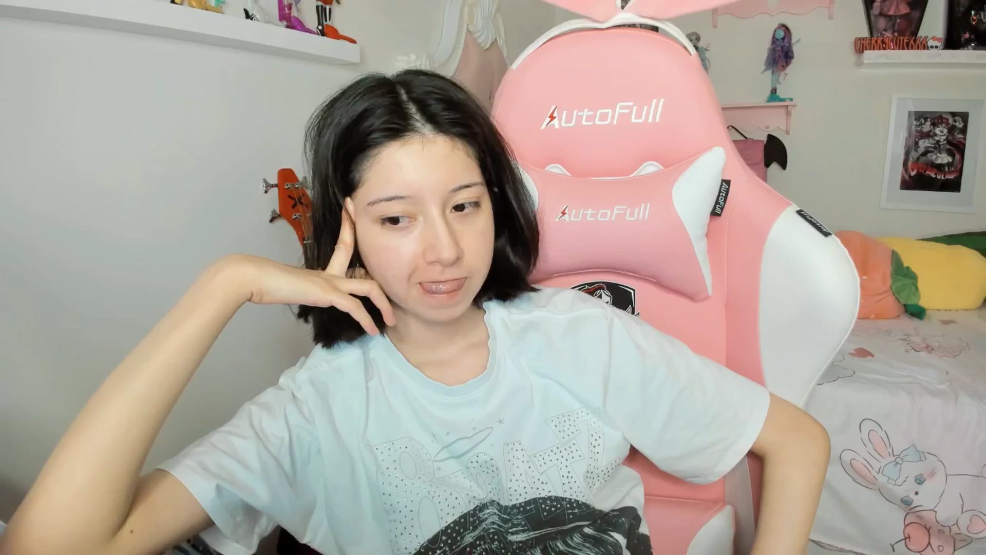 Gallery image thumbnail from Cherrycute666's myfreecams stream on, 03/09/2026, 05:48 image 2 of 20