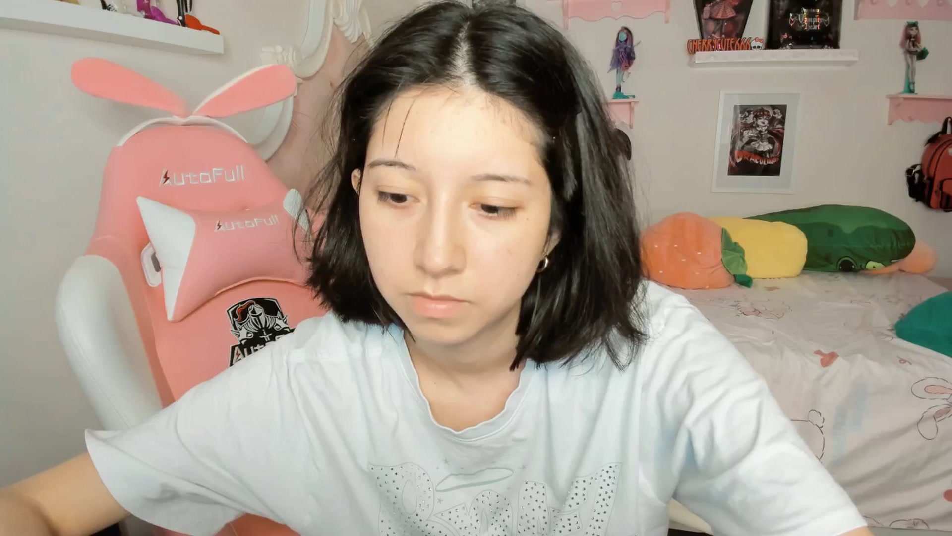 Gallery image thumbnail from Cherrycute666's myfreecams stream on, 03/09/2026, 05:48 image 18 of 20
