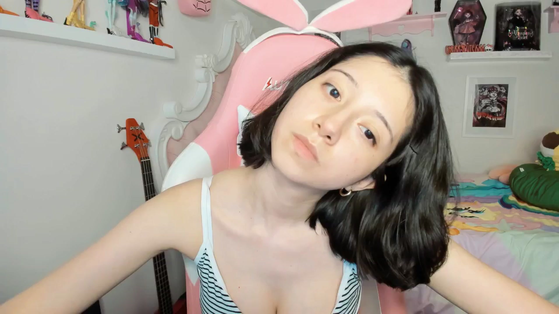 Gallery image thumbnail from Cherrycute666's myfreecams stream on, 03/10/2026, 06:01 image 20 of 20