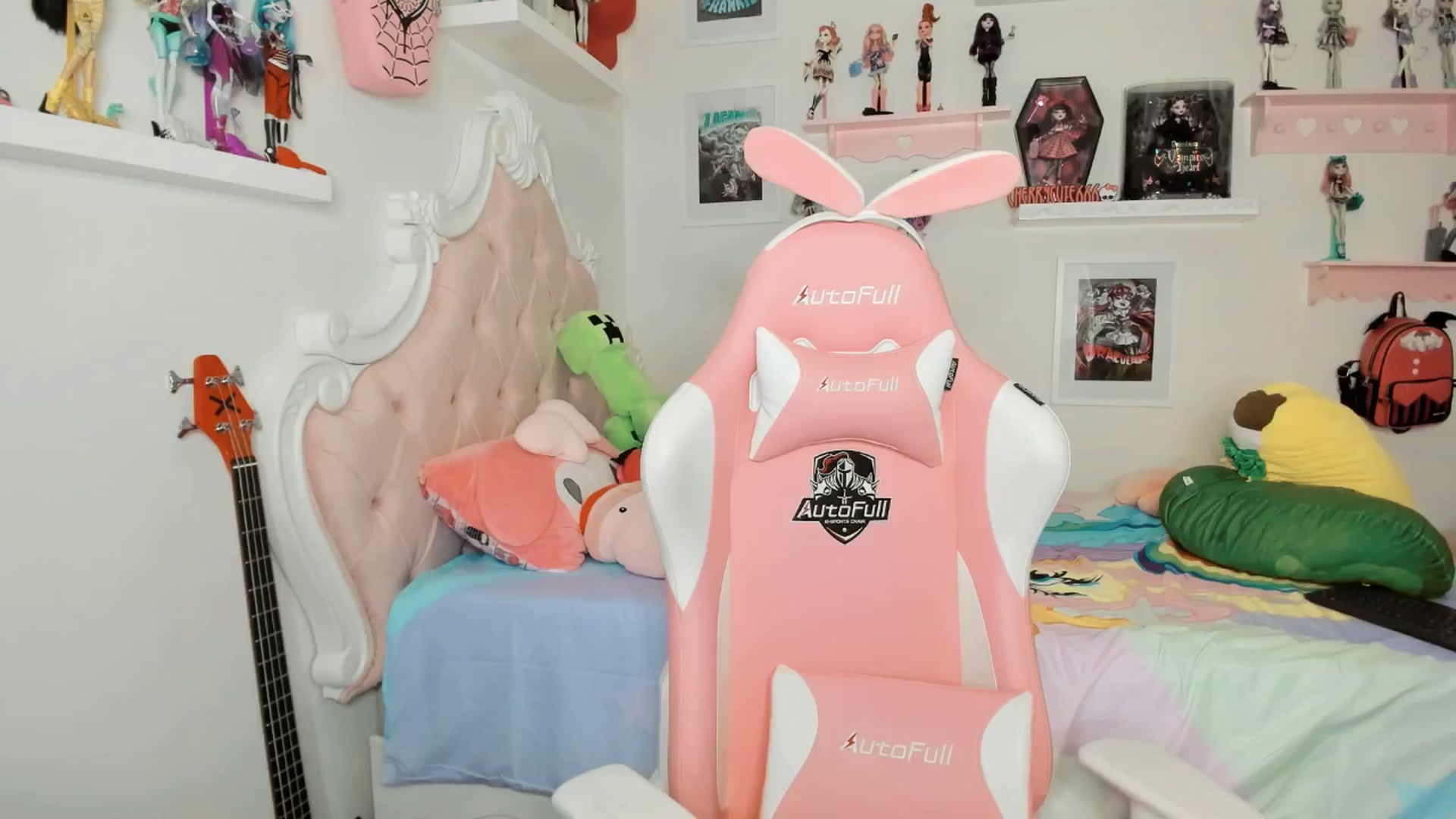 Gallery image thumbnail from Cherrycute666's myfreecams stream on, 03/10/2026, 06:01 image 14 of 20