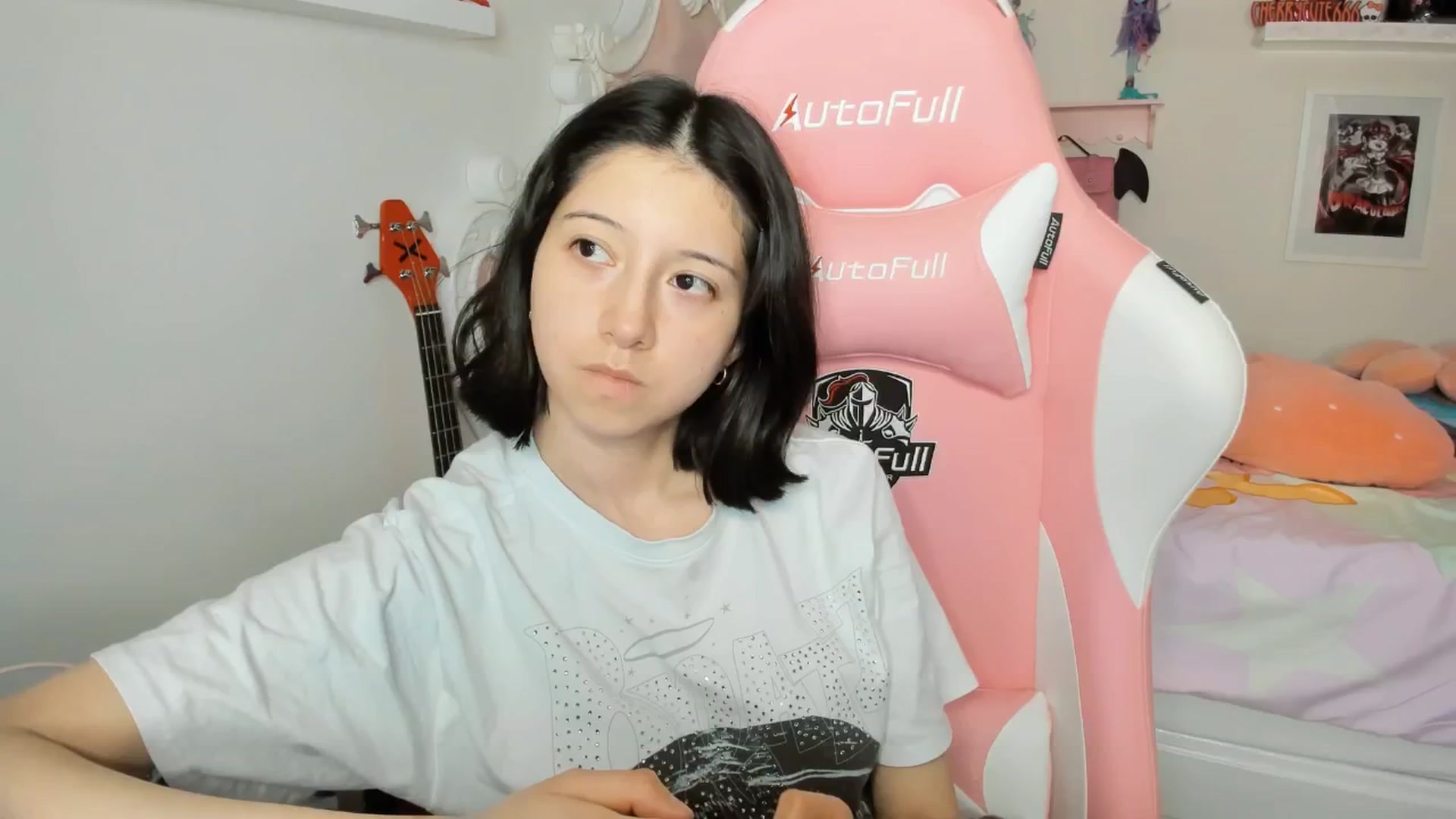Gallery image thumbnail from Cherrycute666's myfreecams stream on, 03/13/2026, 24:39 image 20 of 20