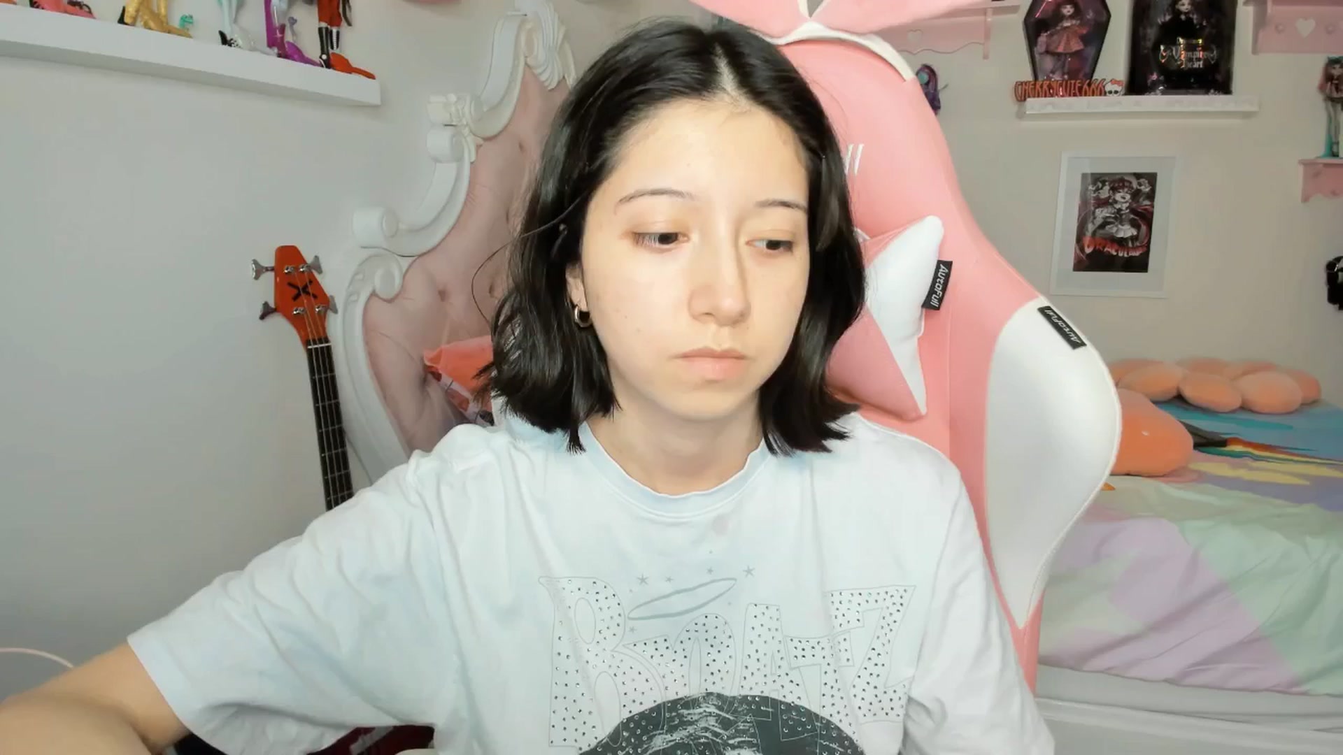 Gallery image thumbnail from Cherrycute666's myfreecams stream on, 03/13/2026, 24:39 image 4 of 20