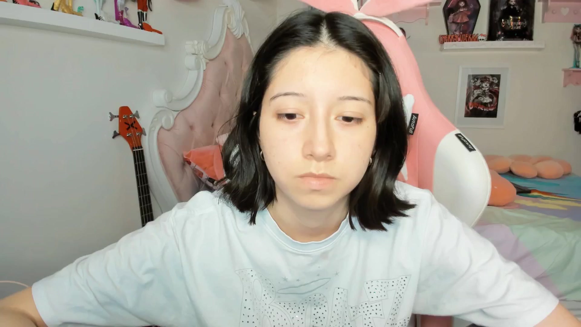 Gallery image thumbnail from Cherrycute666's myfreecams stream on, 03/13/2026, 24:39 image 2 of 20