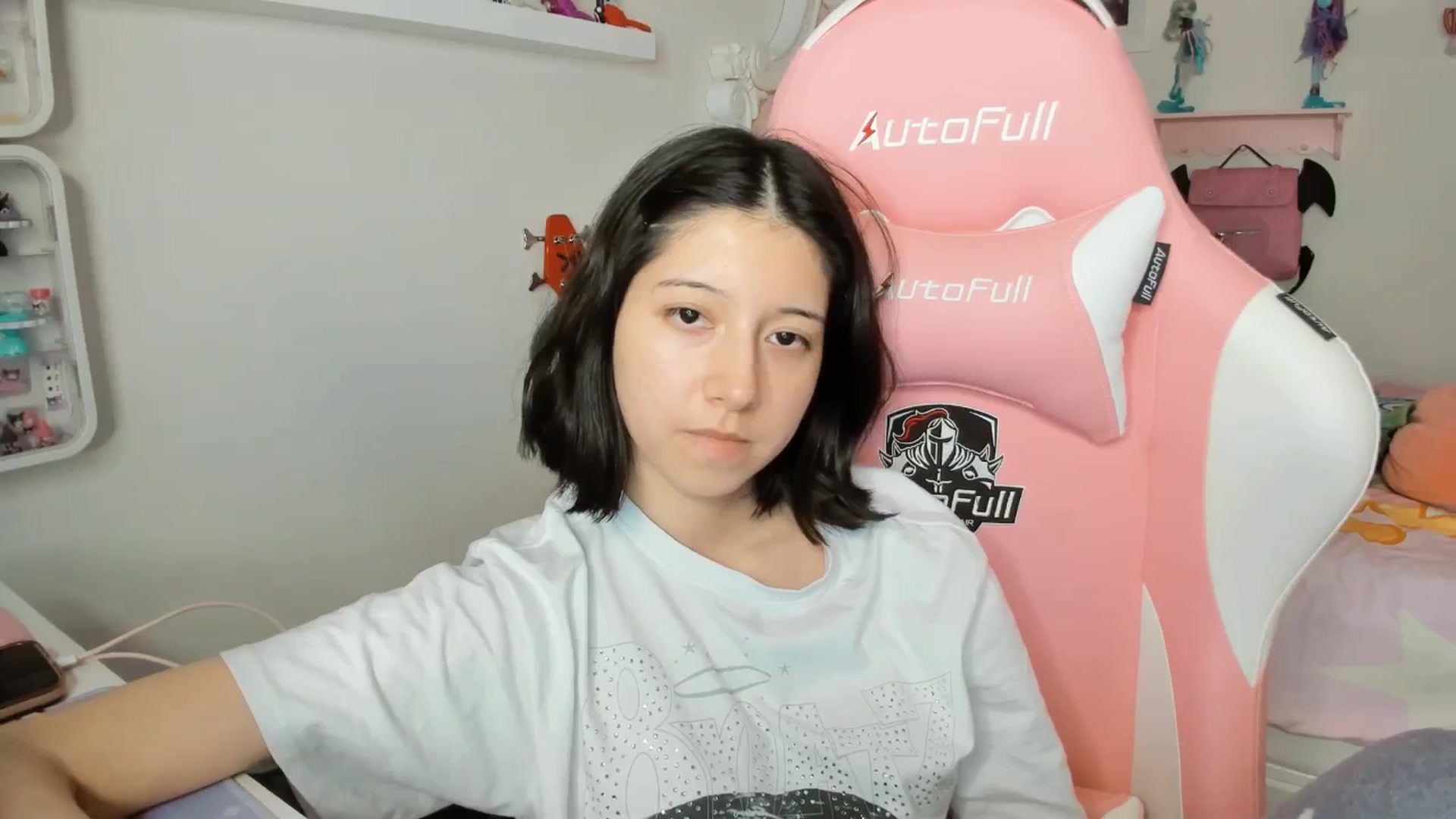 Gallery image thumbnail from Cherrycute666's myfreecams stream on, 03/13/2026, 04:01 image 9 of 20