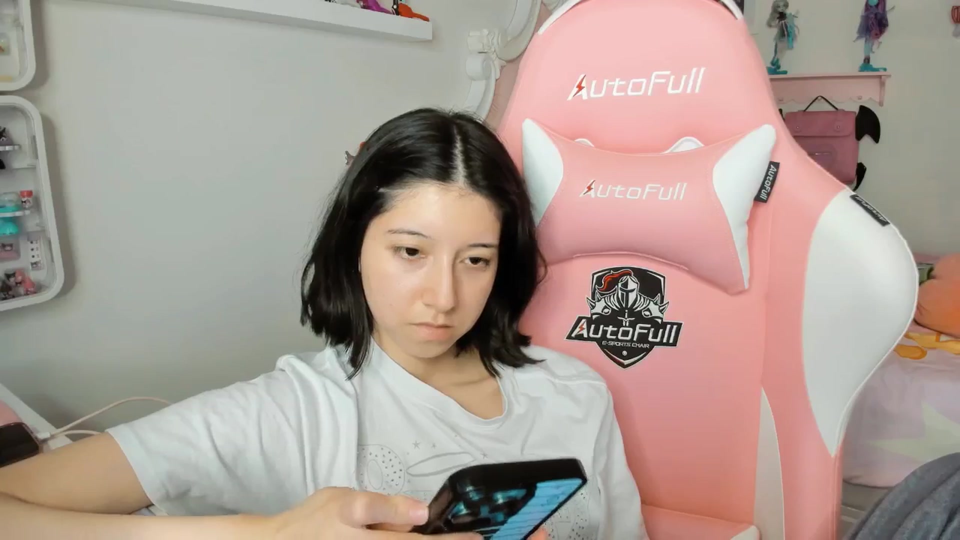 Gallery image thumbnail from Cherrycute666's myfreecams stream on, 03/13/2026, 04:01 image 10 of 20