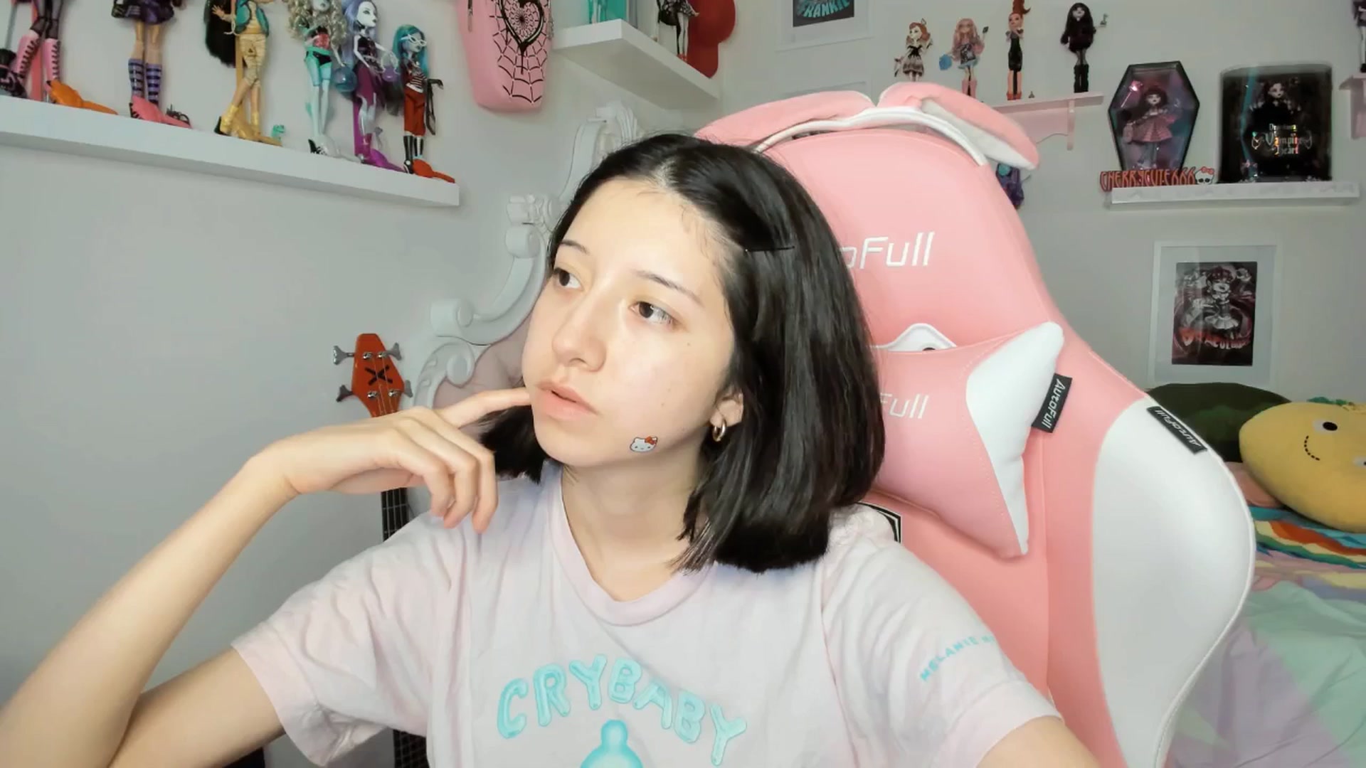Gallery image thumbnail from Cherrycute666's myfreecams stream on, 03/14/2026, 02:02 image 3 of 20