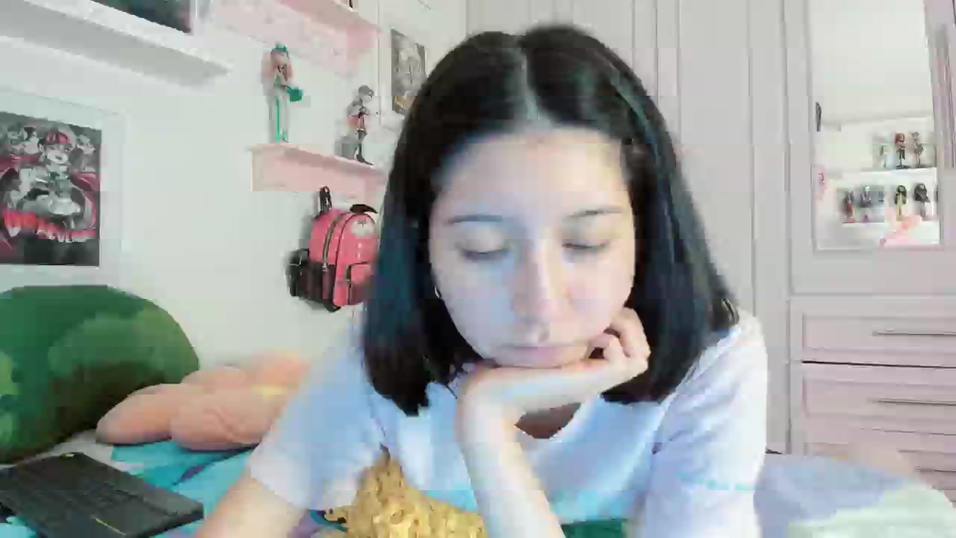 Gallery image thumbnail from Cherrycute666's myfreecams stream on, 03/14/2026, 02:02 image 8 of 20