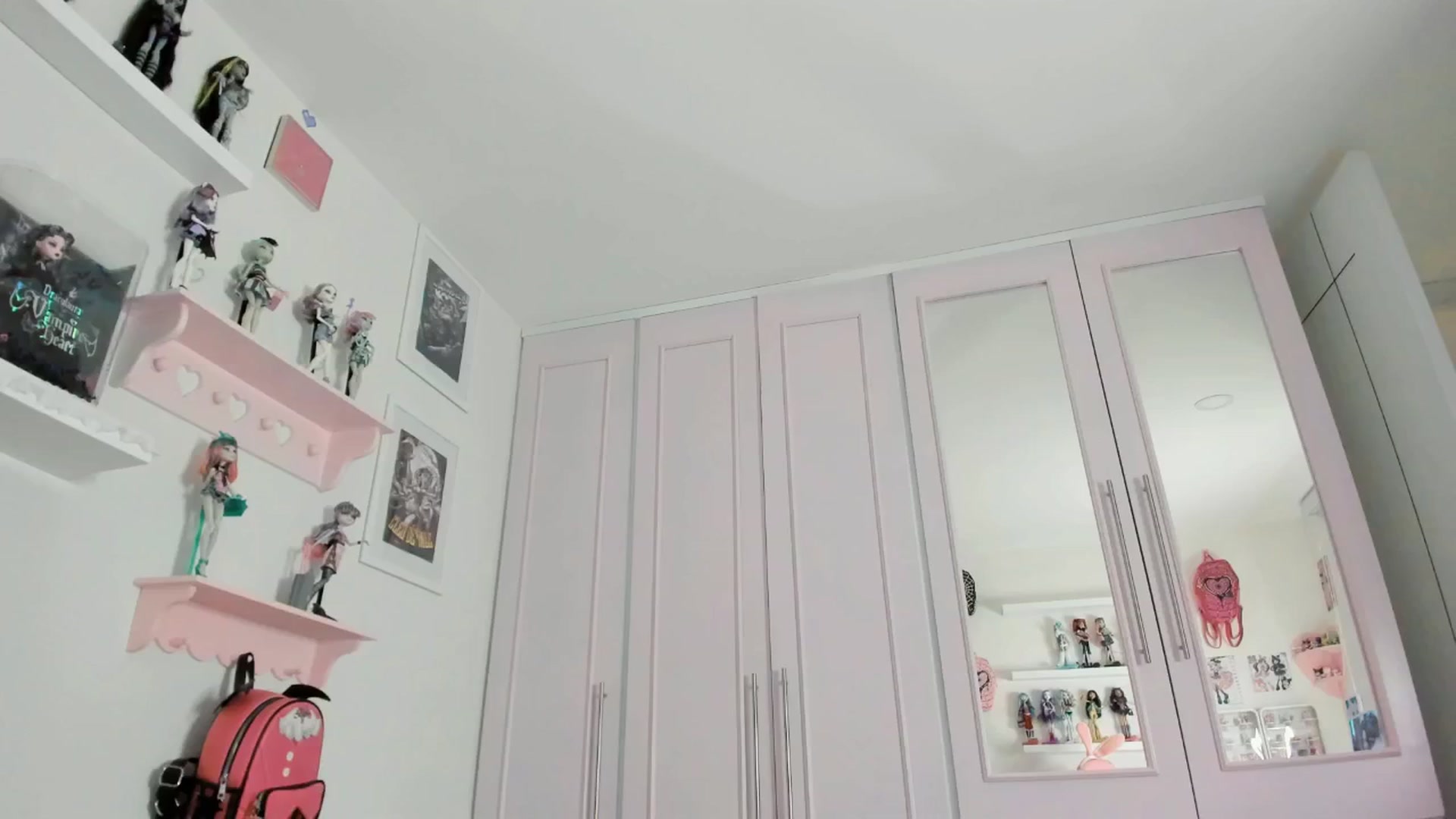 Gallery image thumbnail from Cherrycute666's myfreecams stream on, 03/14/2026, 06:55 image 8 of 20