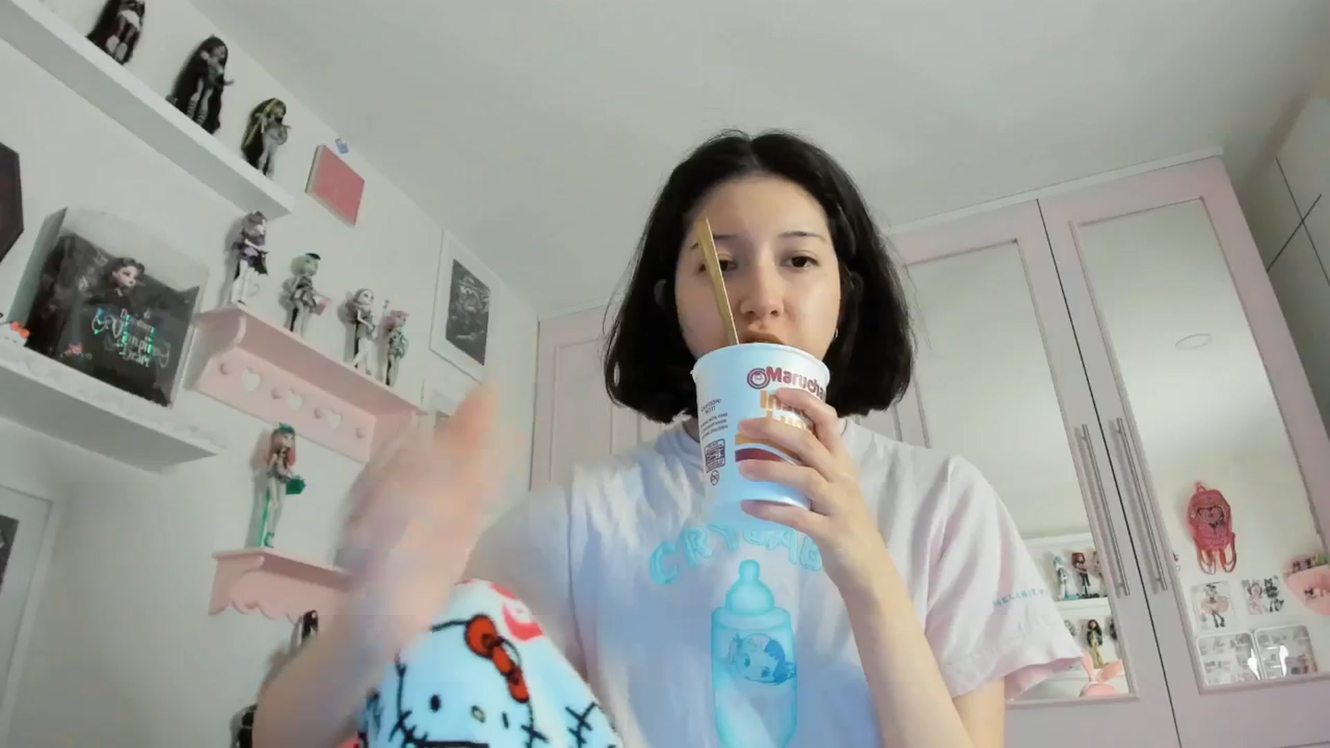 Gallery image thumbnail from Cherrycute666's myfreecams stream on, 03/14/2026, 09:22 image 17 of 20
